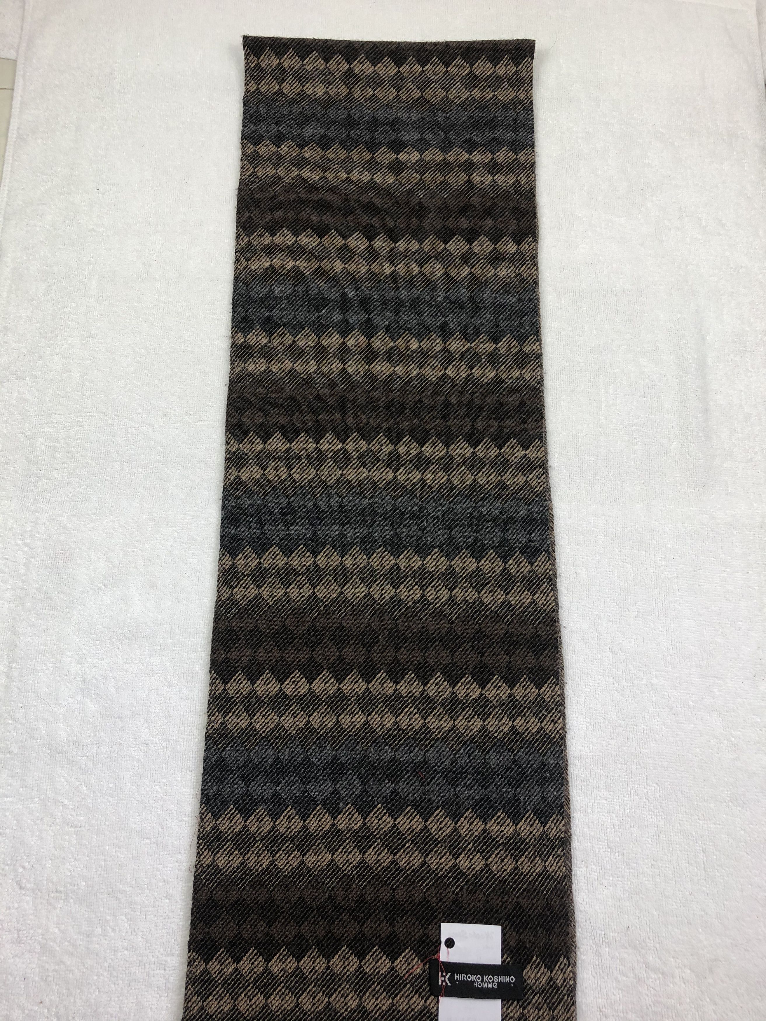 Hiroko Koshino Homme Hiroko Koshino Homme Scarf / Muffler / Neckwear Size ONE SIZE - 2 Thumbnail