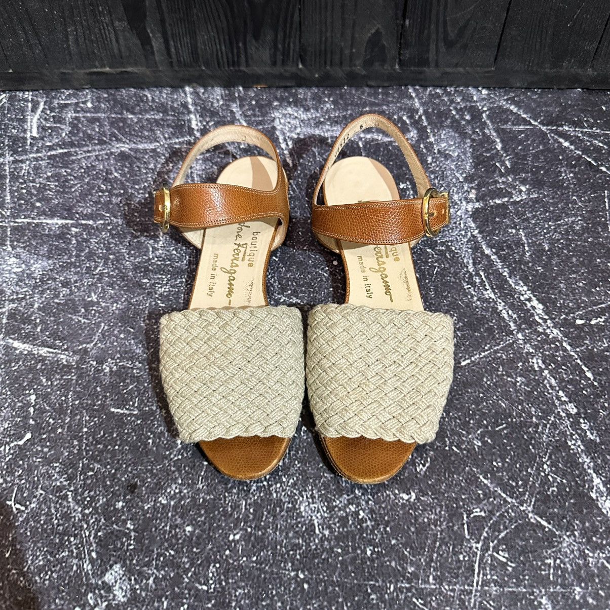 Salvatore Ferragamo Salvatore Ferragamo Women’s Leather Sandals Flats Size 6 Size US 6 / IT 36 - 7 Thumbnail