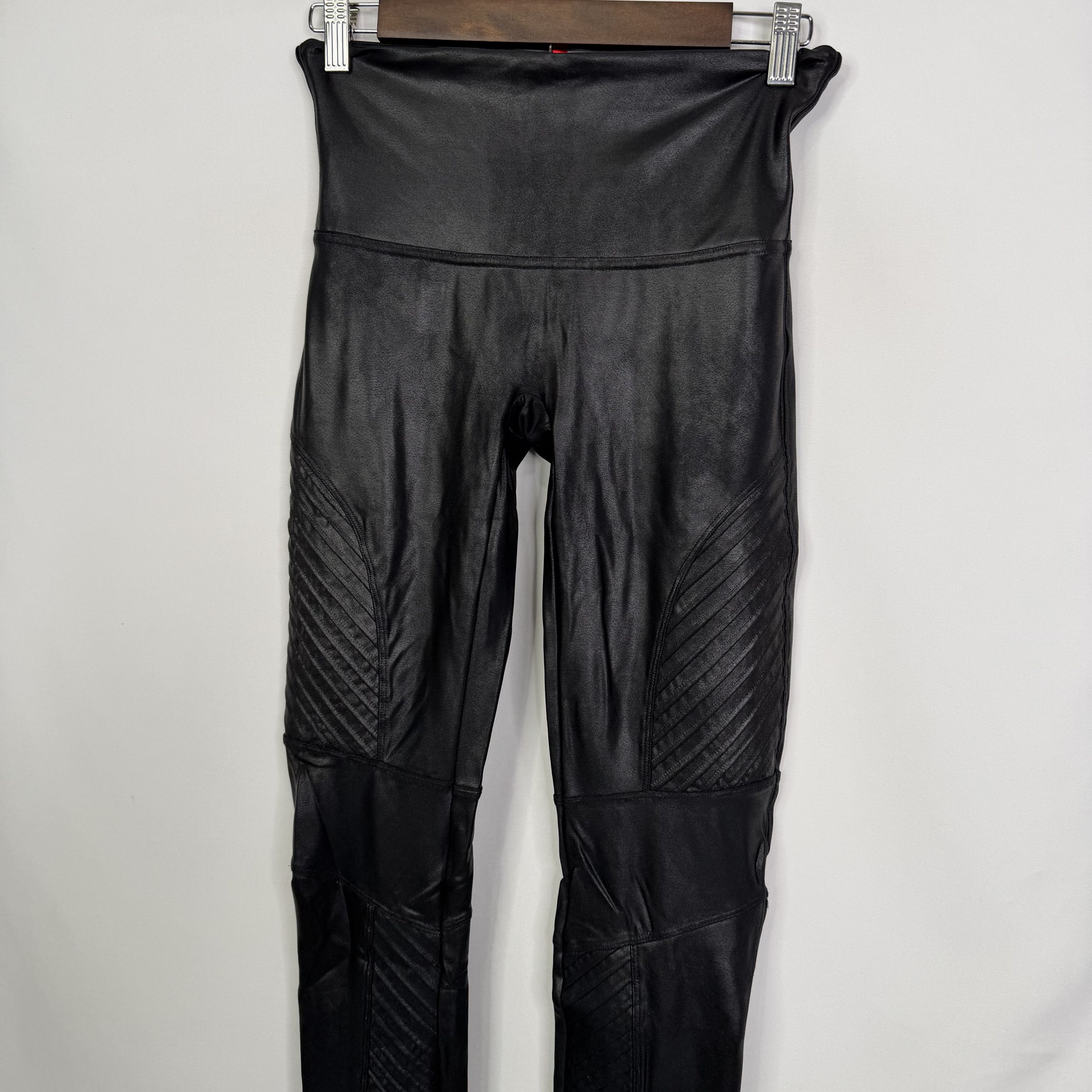 Spanx Spanx Faux Leather Moto Leggings Size 30" / US 8 / IT 44 - 8 Thumbnail