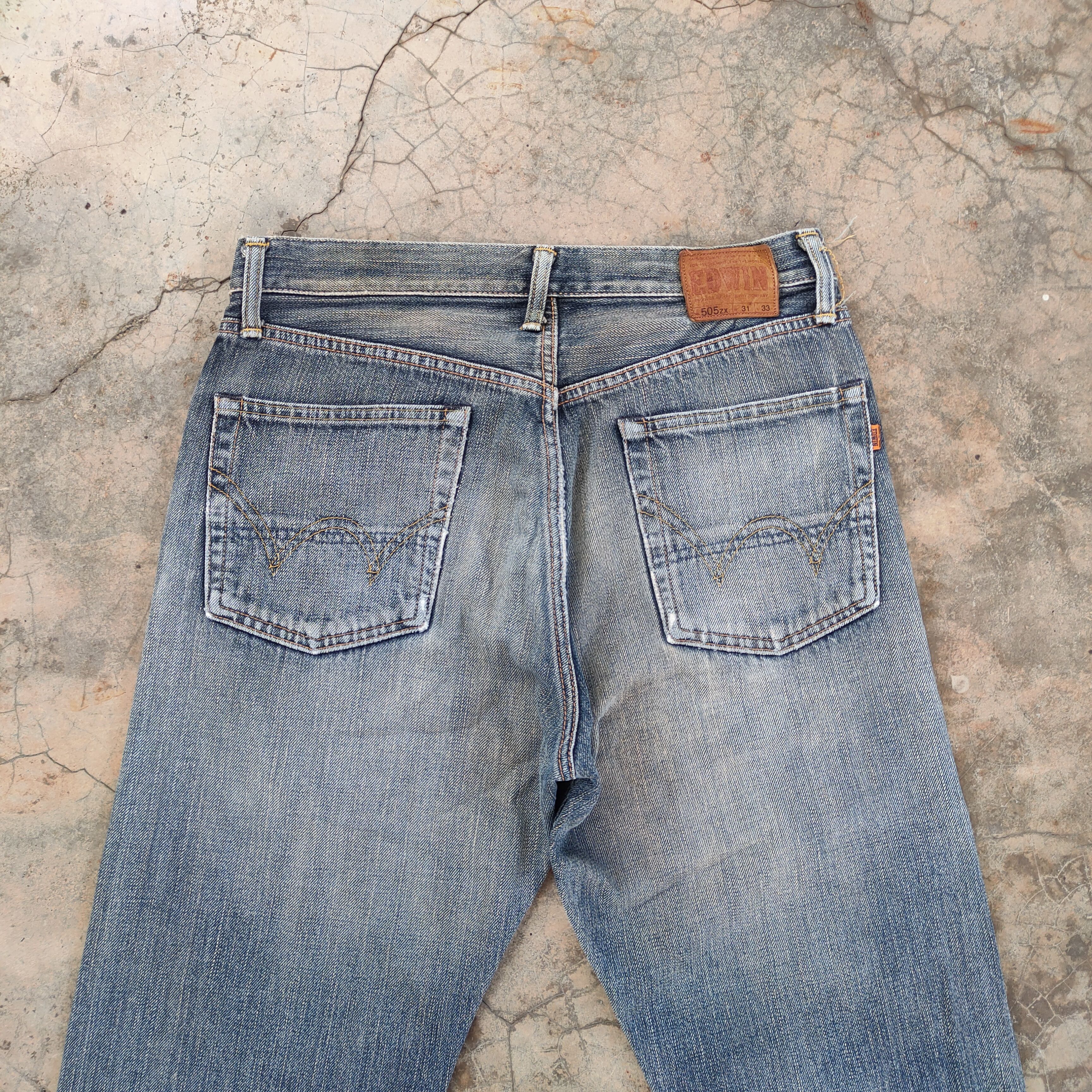 Edwin W31 VINTAGE EDWIN 505 ZX FADED RUSTY DISTRESSED JEAN DENIM Size US 31 - 8 Thumbnail