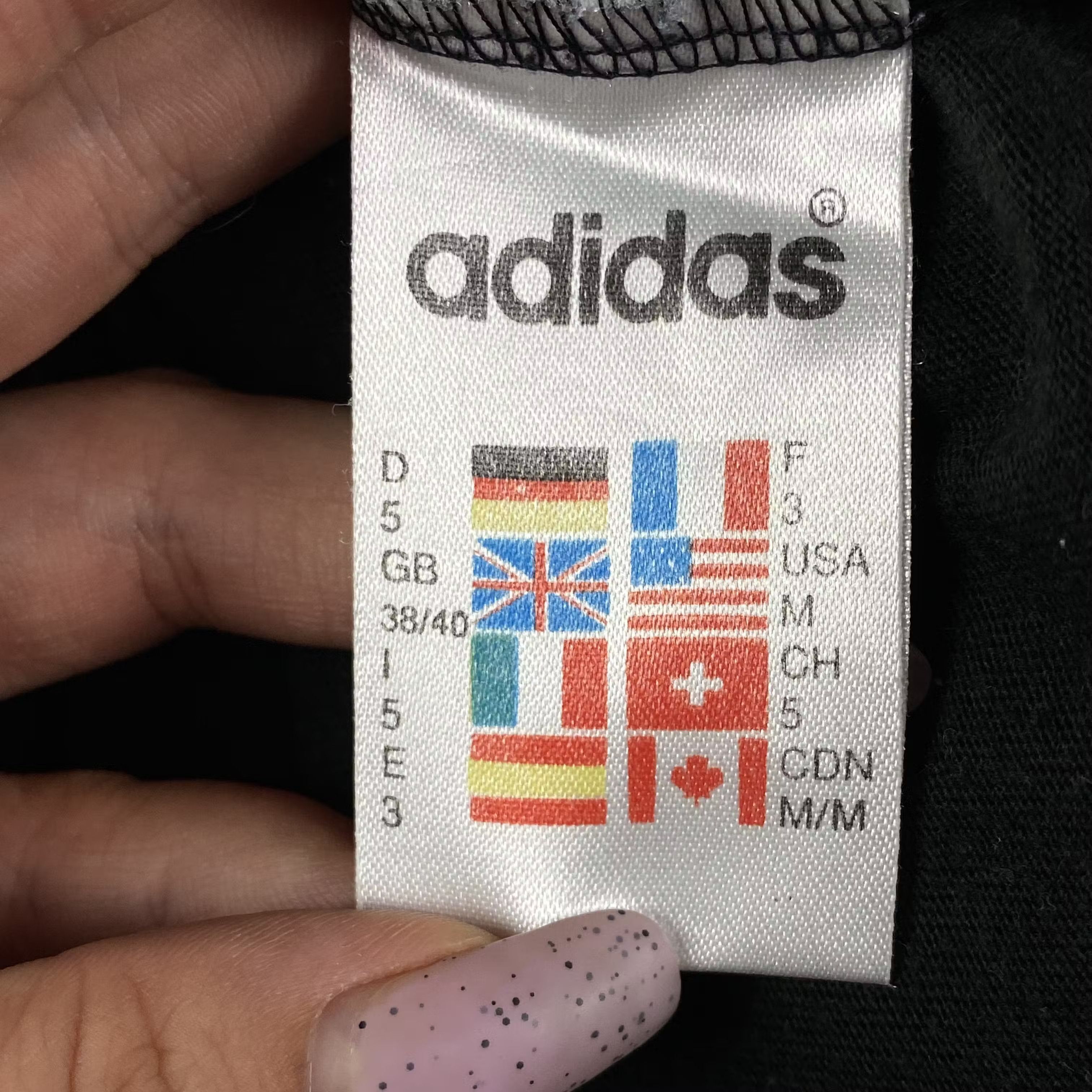 Adidas Men’s T-Shirt Adidas Vintage Size M Center Logo Size US M / EU 48-50 / 2 - 5 Thumbnail