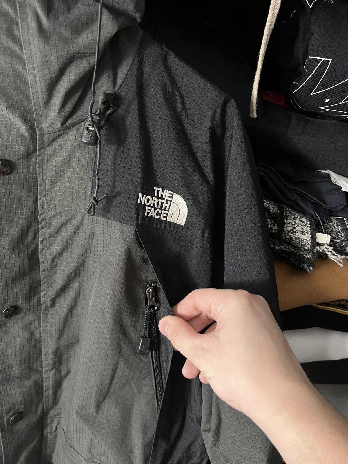 The North Face Vintage The North Face Summit Series Gore-Tex XCR Ski Jacket Size US M / EU 48-50 / 2 - 7 Thumbnail