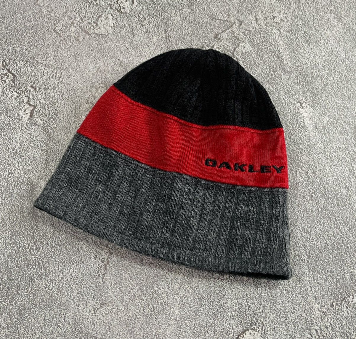 Oakley × Vintage Vintage Oakley Hats Y2K | Grailed