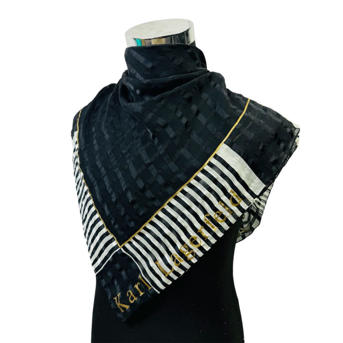Karl Lagerfeld Vintage Karl Lagerfeld Paris Silk Scarf Size ONE SIZE - 2 Thumbnail