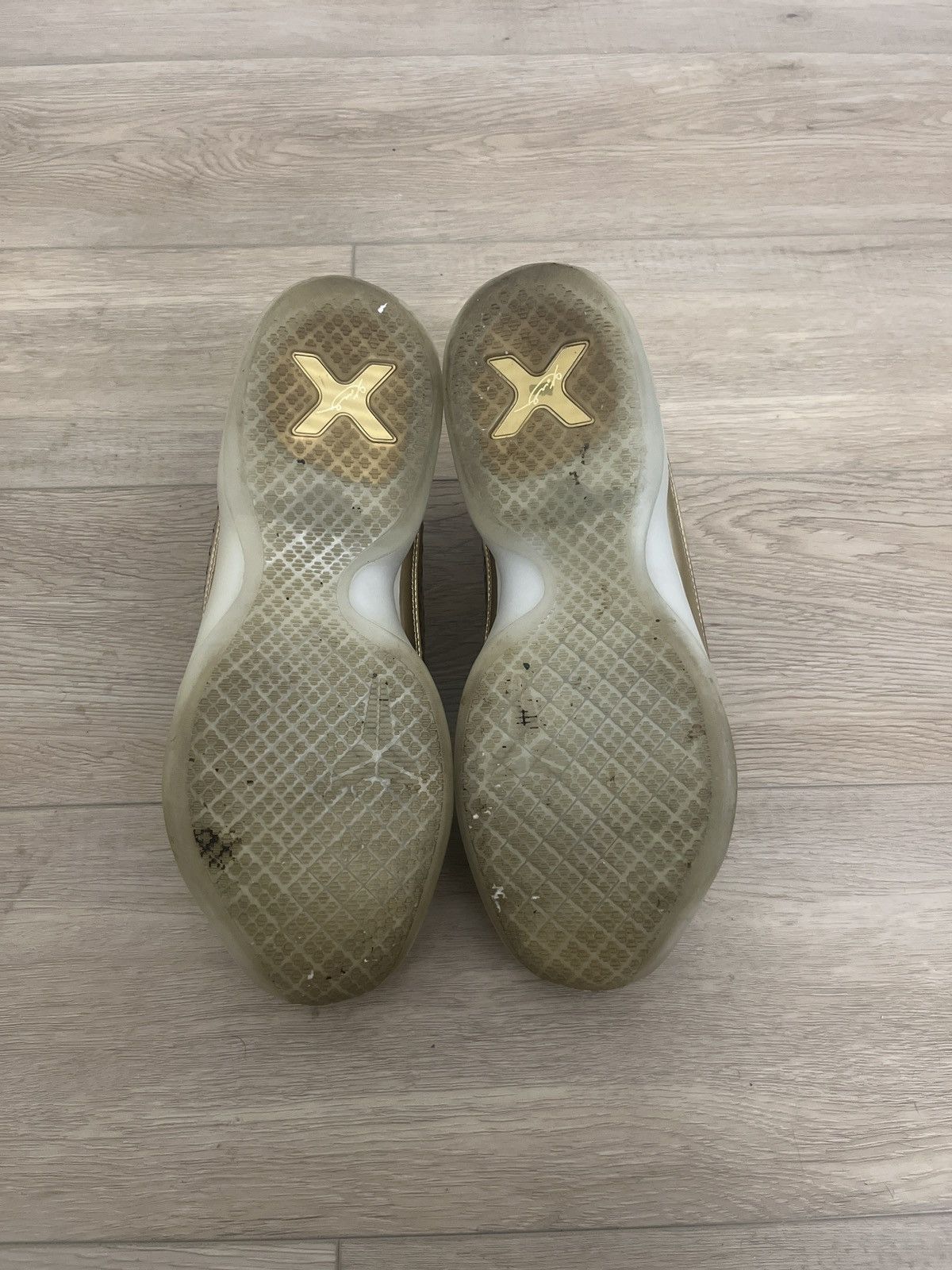 Nike Nike Kobe 10 EXT Liquid Gold Size US 11 / EU 44 - 5 Thumbnail