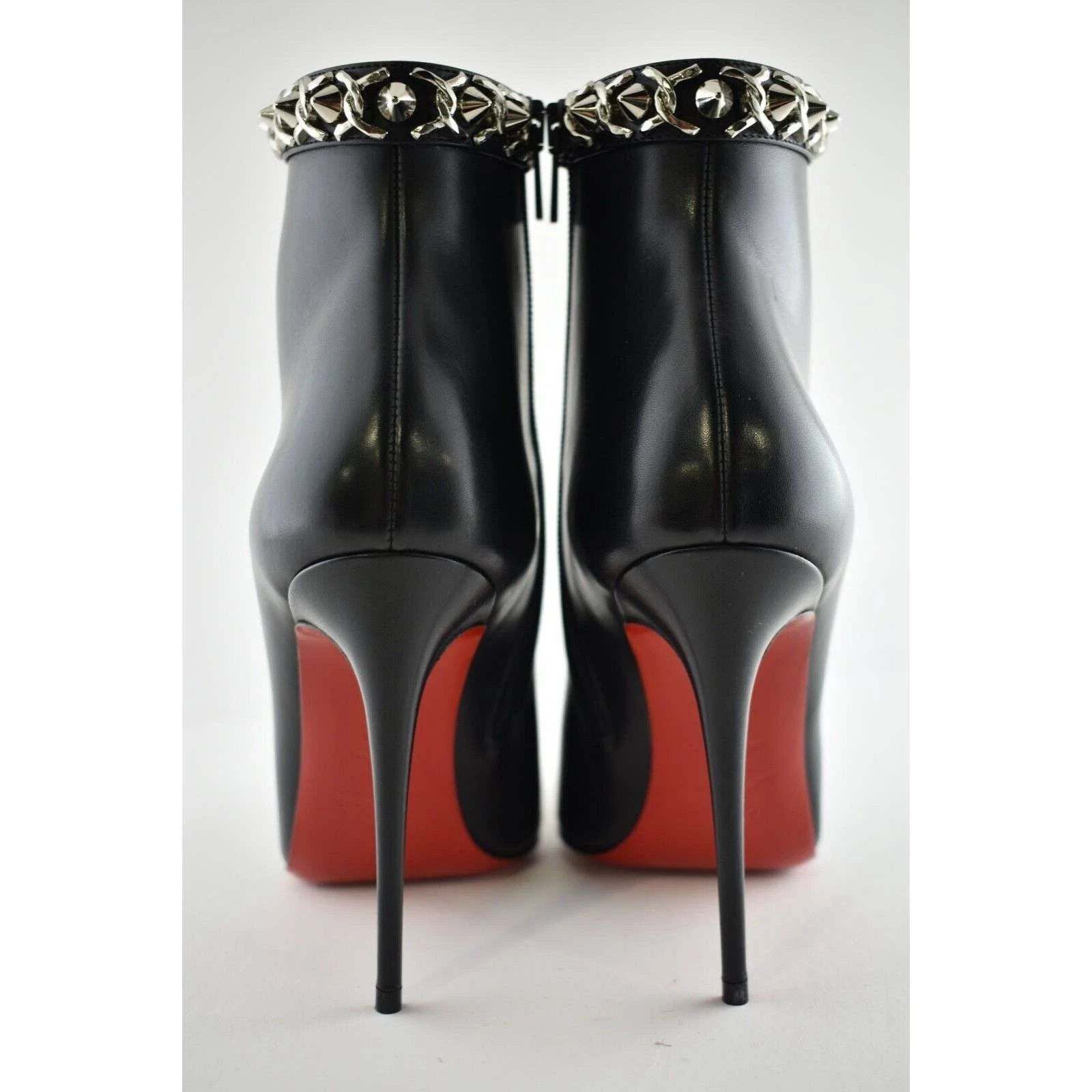 Christian Louboutin Christian Louboutin Booty Chain 100 Black Calf Leather Ankle Size US 7.5 / IT 37.5 - 11 Thumbnail