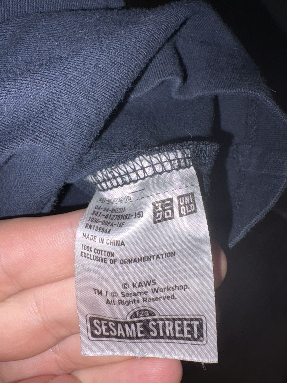 Kaws × Uniqlo Kaws x Sesame Street Size US M / EU 48-50 / 2 - 6 Thumbnail