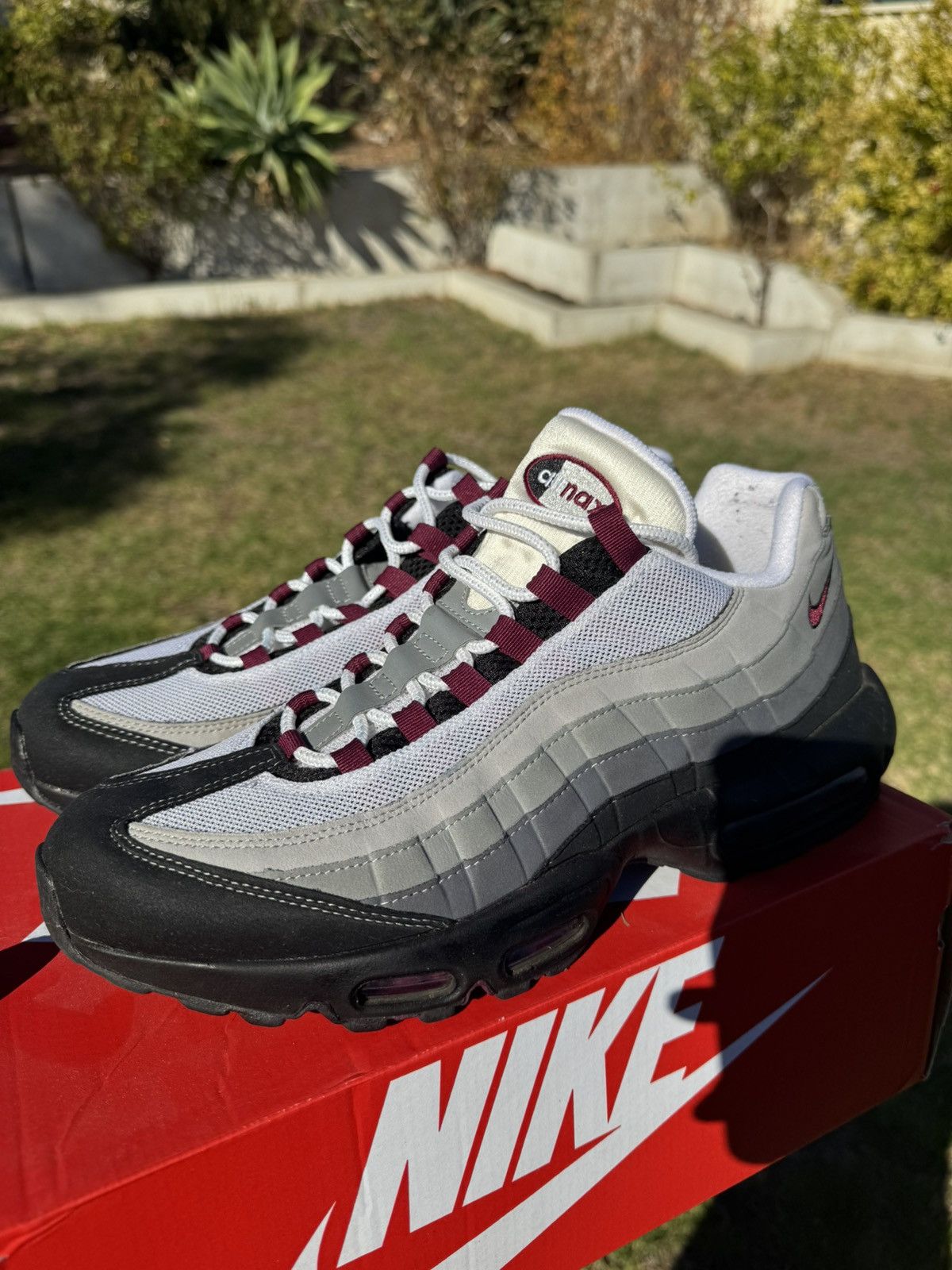 Nike Nike airmax 95 ‘Beetroot’ Size US 13 / EU 46 - 2 Thumbnail