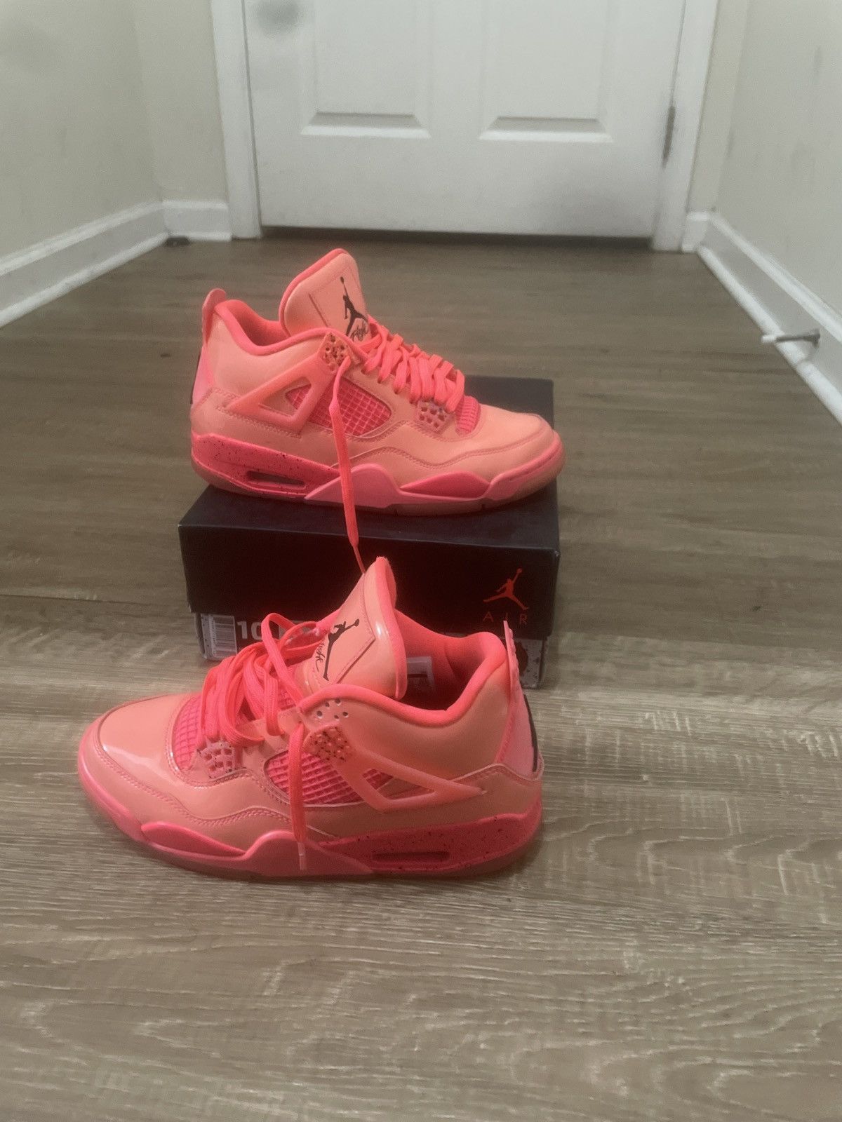 Jordan Brand × Nike Jordan Retro 4 Hot Punch Size US 8.5 / EU 41-42 - 6 Thumbnail