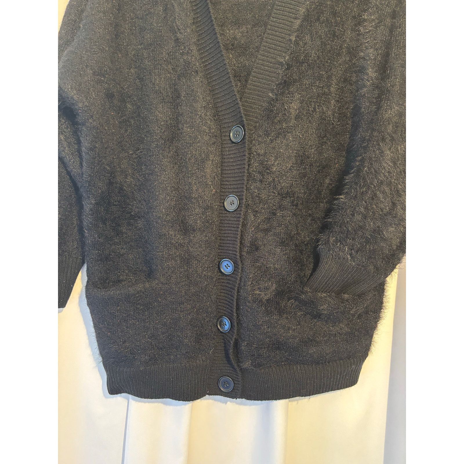 The Unbranded Brand Tahari Eyelash Fuzzy Cardigan One Size Size ONE SIZE - 4 Thumbnail