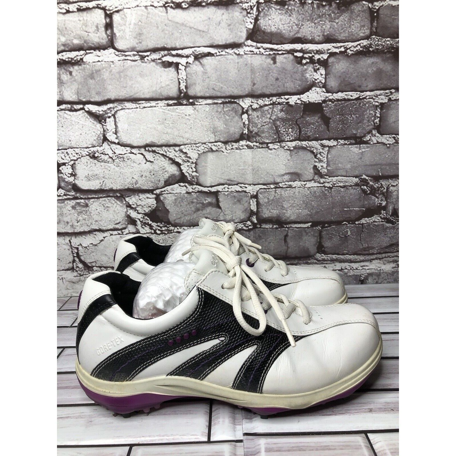 Ecco Ecco Gore Tex White Leather Black Purple Cleats Golf Shoes W Size US 6.5 / IT 36.5 - 13 Thumbnail