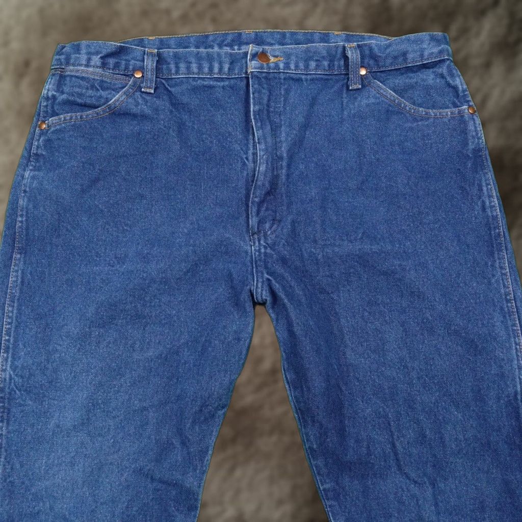 Wrangler VINTAGE Wrangler Jeans 42x30 13MWZ Cowboy Cut Straight Leg Denim Mens 5-Pocket Blue 40x29 Inseam 29 Size US 40 / EU 56 - 1 Thumbnail