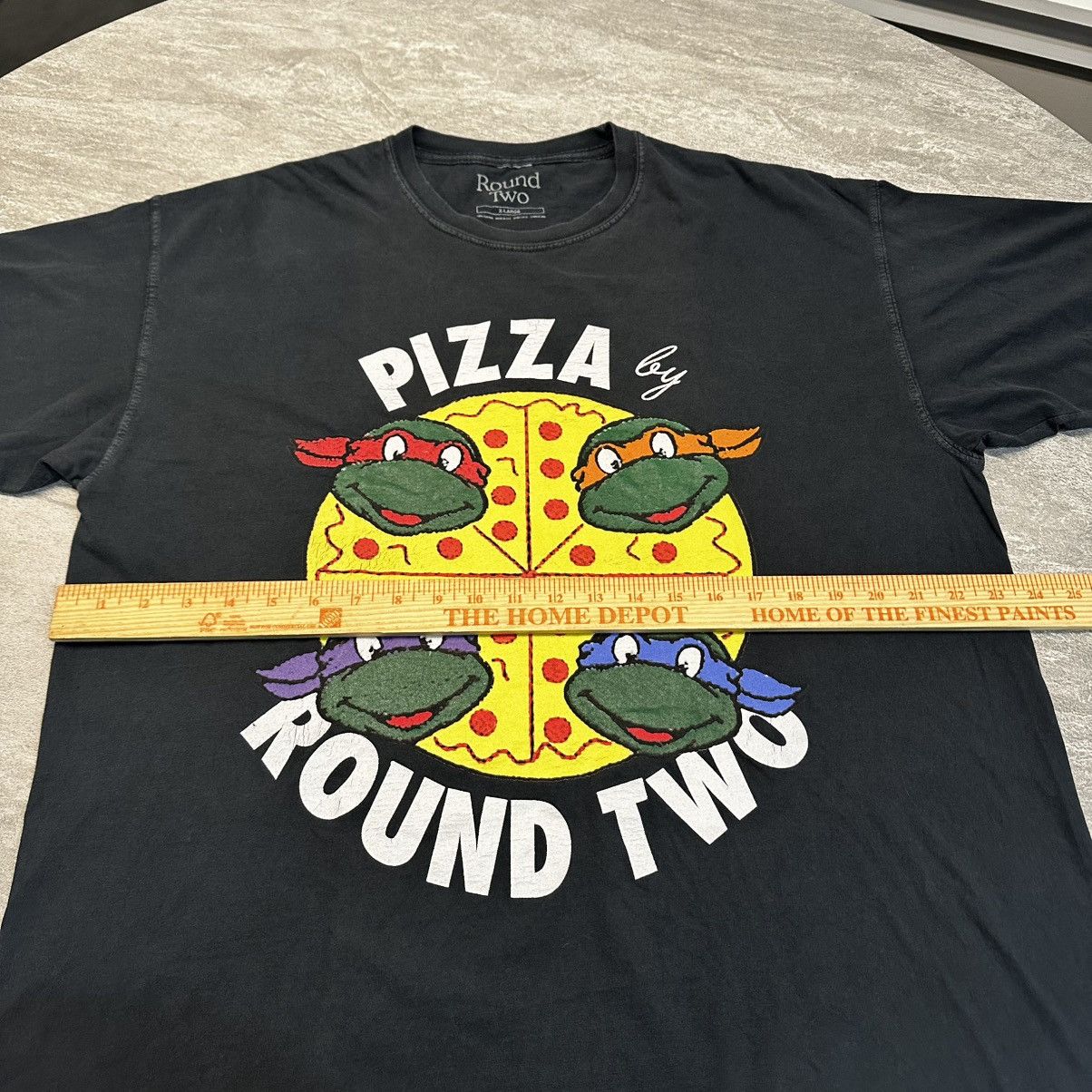 Coachella × Round Two Round Two Plant Based Pizza TMNT Coachella T Size XL Size US XL / EU 56 / 4 - 4 Thumbnail