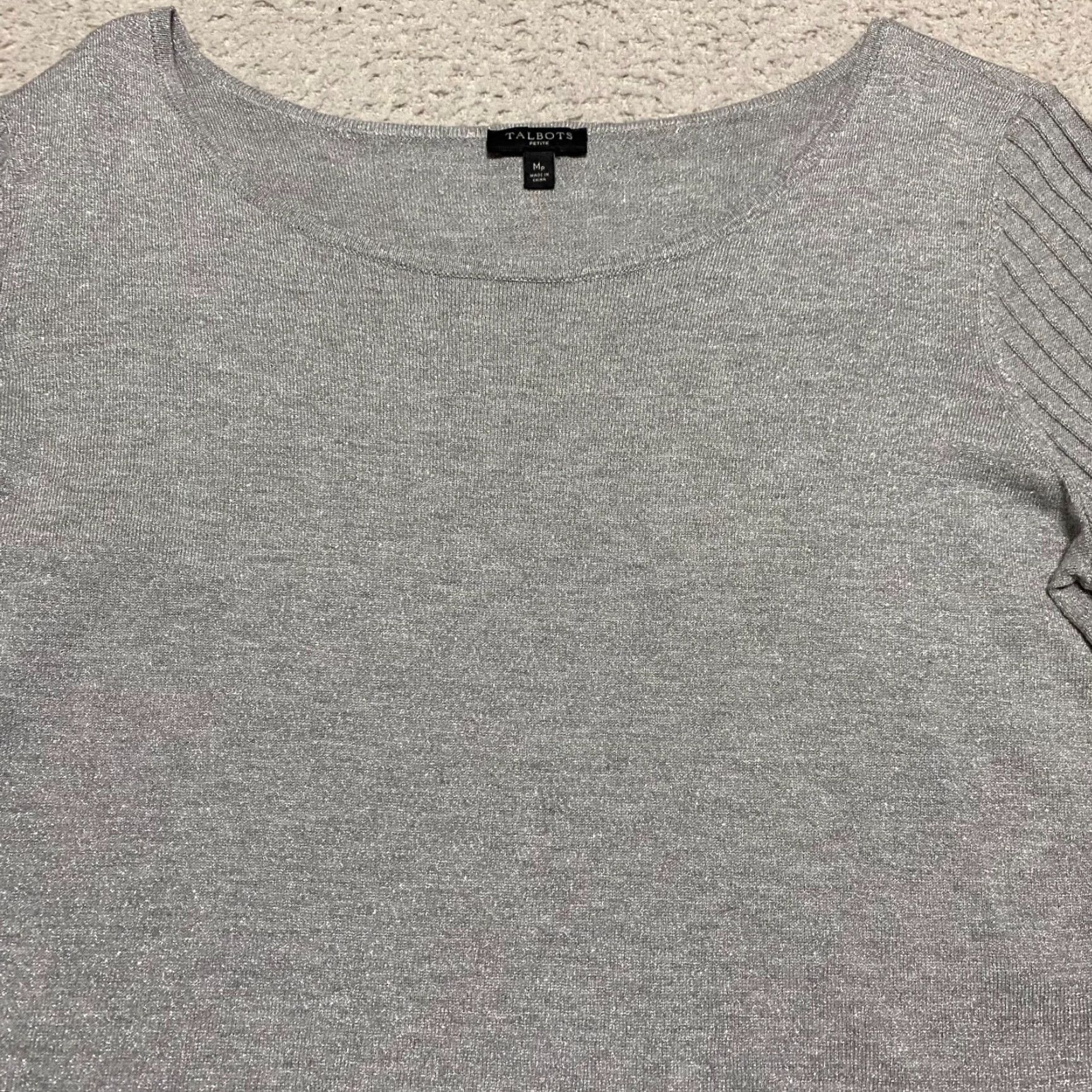 Talbots Talbots Womens PM Shirt Gray Round Neck Bell Sleeve Petite Metallic Sparkle Shirt Womens Bell Sleeve PM Gray Petite Metallic Sparkle Size M / US 6-8 / IT 42-44 - 3 Thumbnail