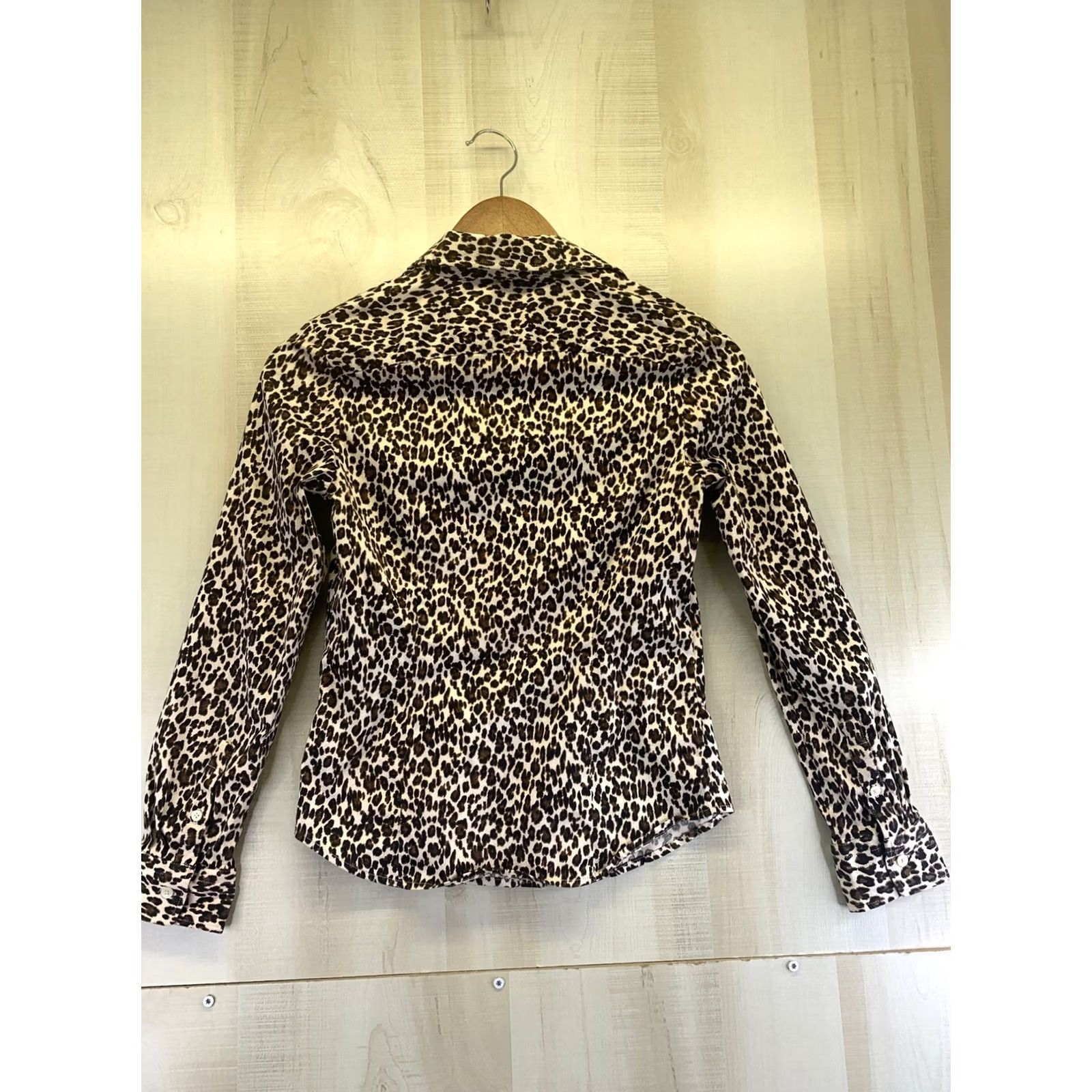 Talbots Talbots Petites Womens Size 2P Leopard Print Long Sleeve Button Up Shirt-6323 Size XS / US 0-2 / IT 36-38 - 6 Thumbnail