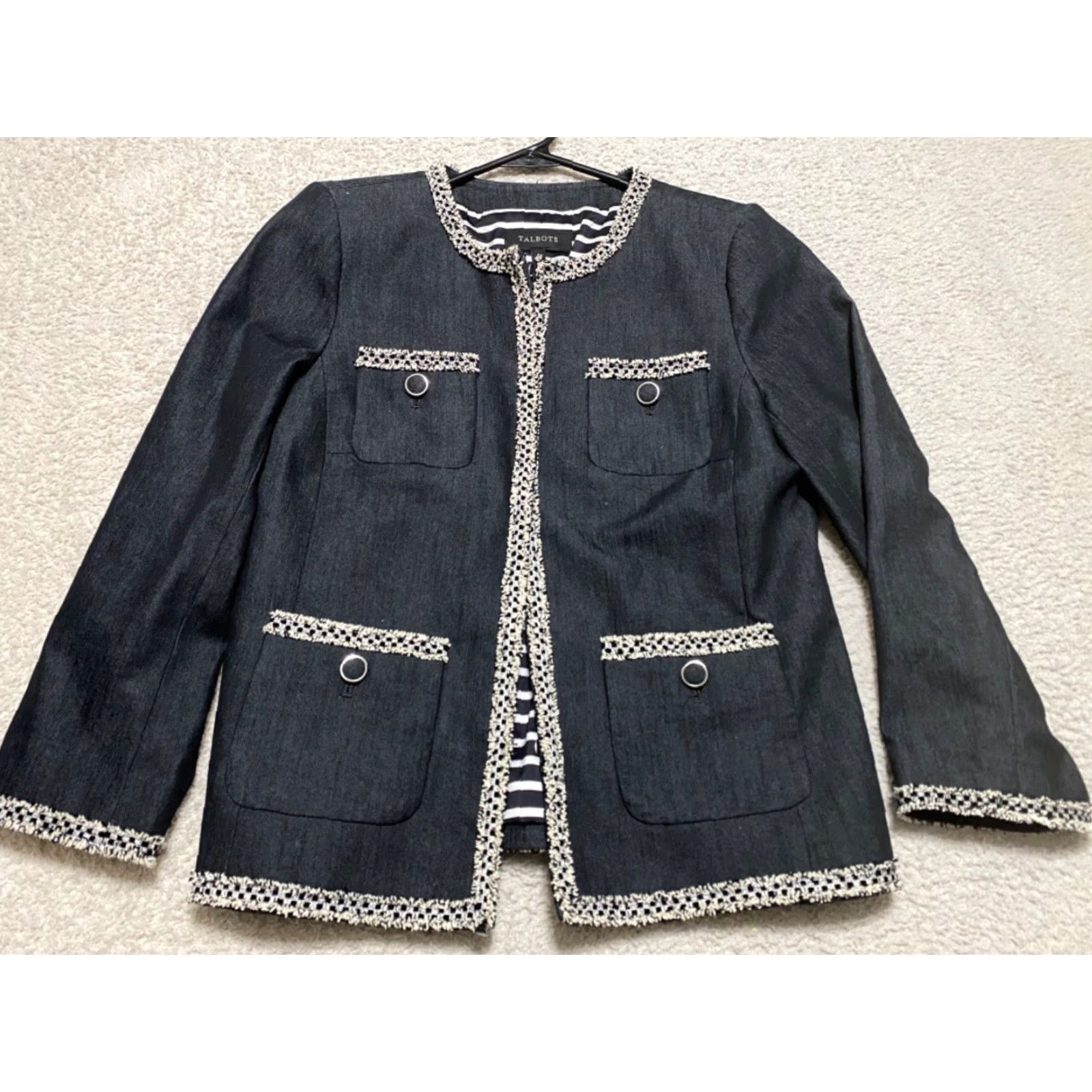 Talbots Talbots Blazer Shirt Womens sz 6 Charcoal Gray Long Sleeve casual office Basic Jacket Regular Fit Pocketed Fringed 6 Gray Women Mens? Size M / US 6-8 / IT 42-44 - 2 Thumbnail