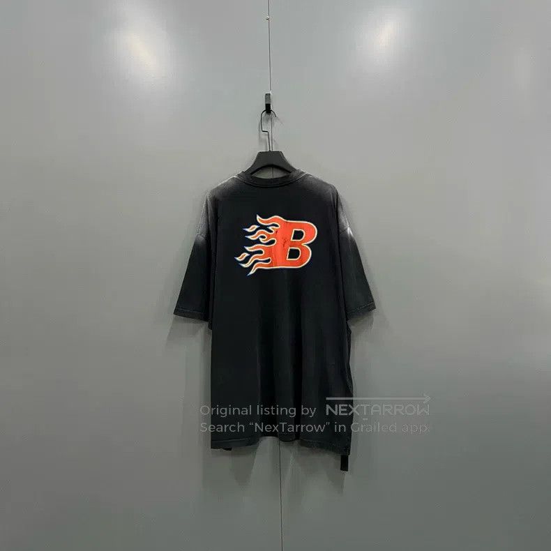 Balenciaga Balenciaga Distressed Flame Logo Short Sleeve L Size Size US L / EU 52-54 / 3 - 2 Thumbnail