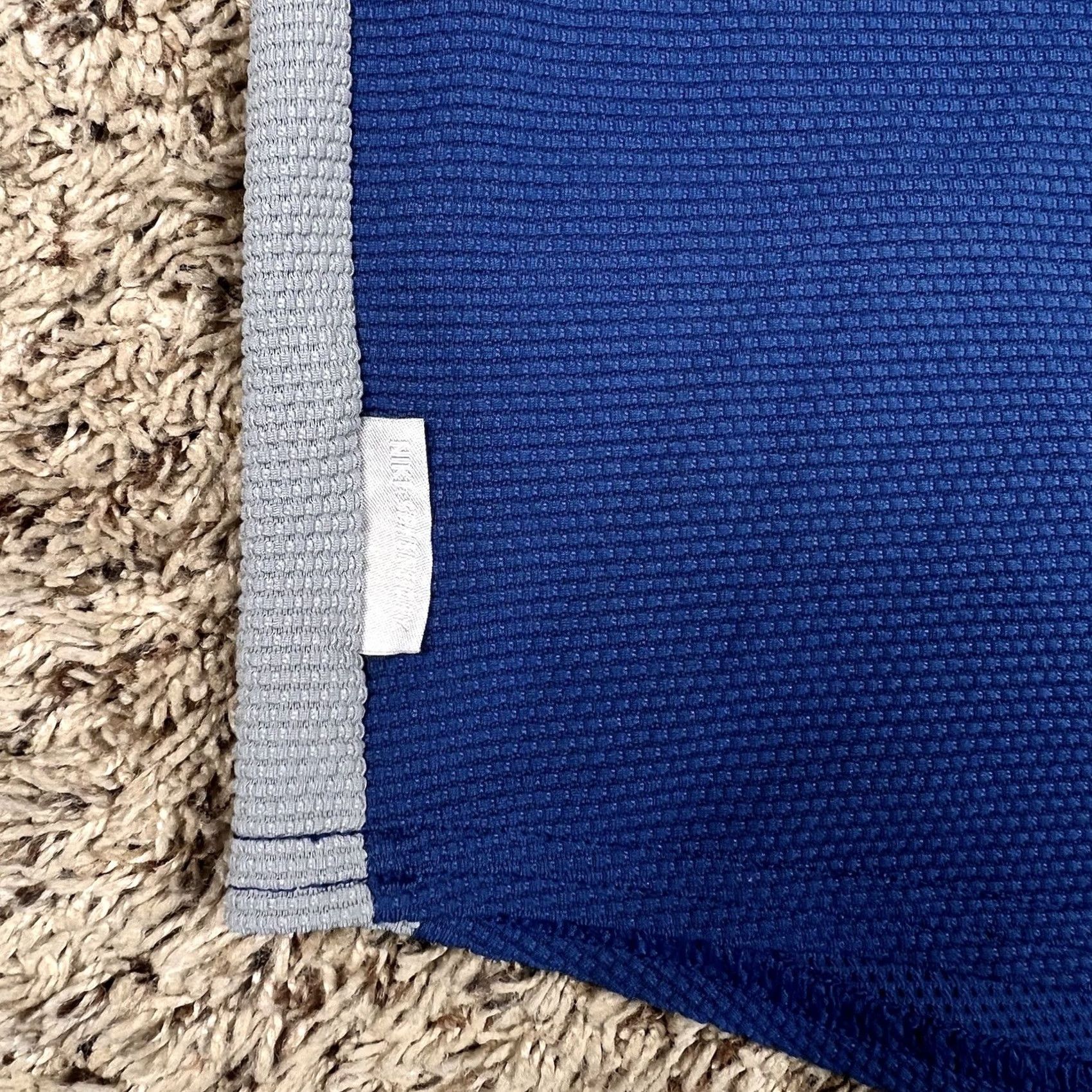 Nike VINTAGE Nike Athletic Tank Top T-Shirt XL Blue Embroidered Center Swoosh Y2K Mens Size US XL / EU 56 / 4 - 6 Thumbnail