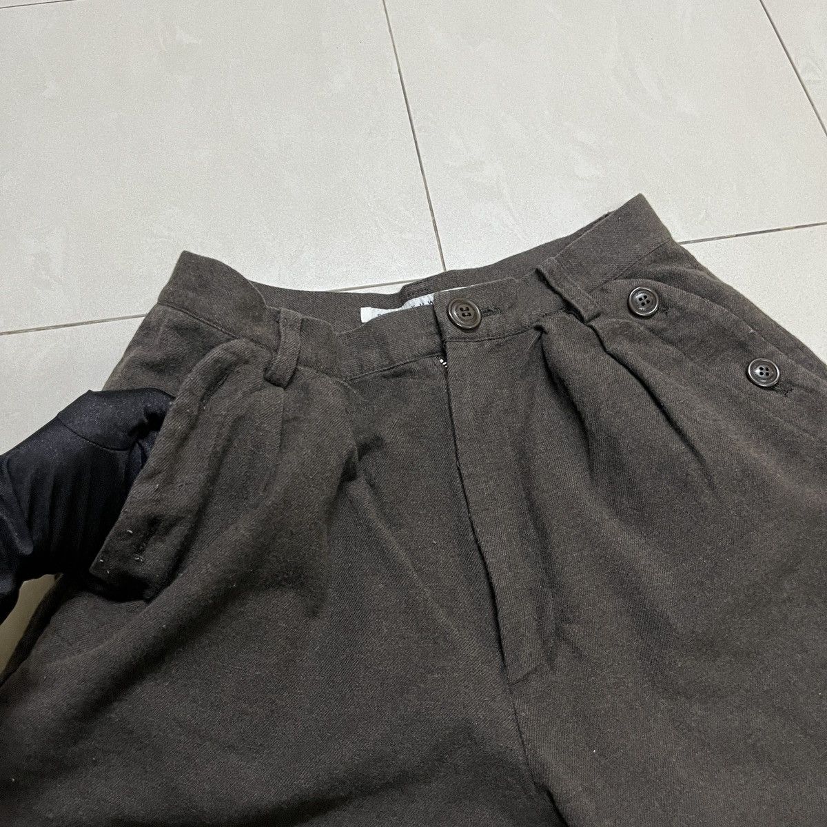 Issey Miyake × Ne-Net × Sunao Kuwahara Vintage Sunaokuwahara Balloon Wool Shorts Size 28" / US 6 / IT 42 - 6 Thumbnail
