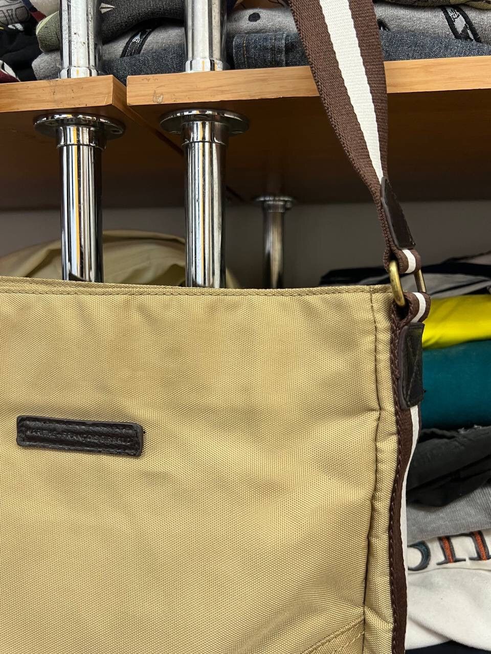 Marithe + Francois Girbaud Marithe Francois Girbaud Y2K Crossbody Sling Bag Size ONE SIZE - 3 Thumbnail
