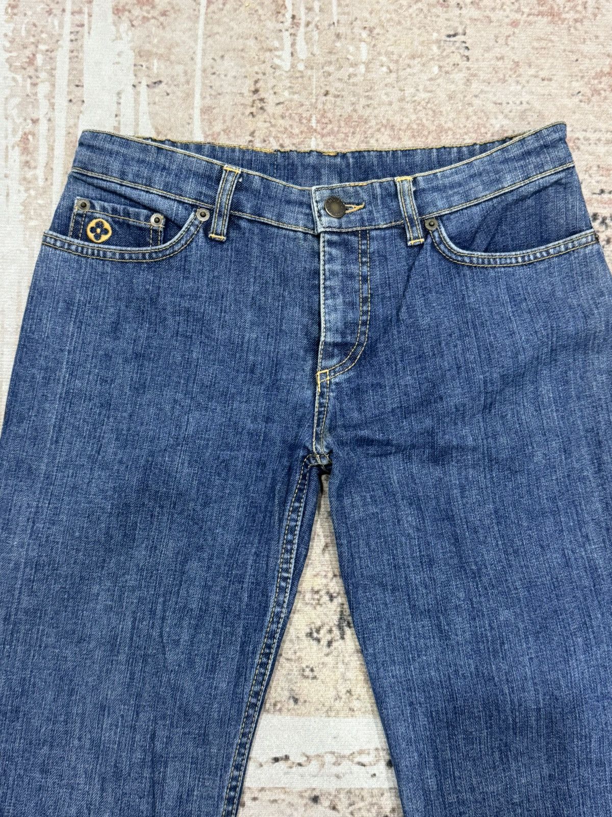 Louis Vuitton vintage LV jeans made in Italy Size US 29 - 4 Thumbnail