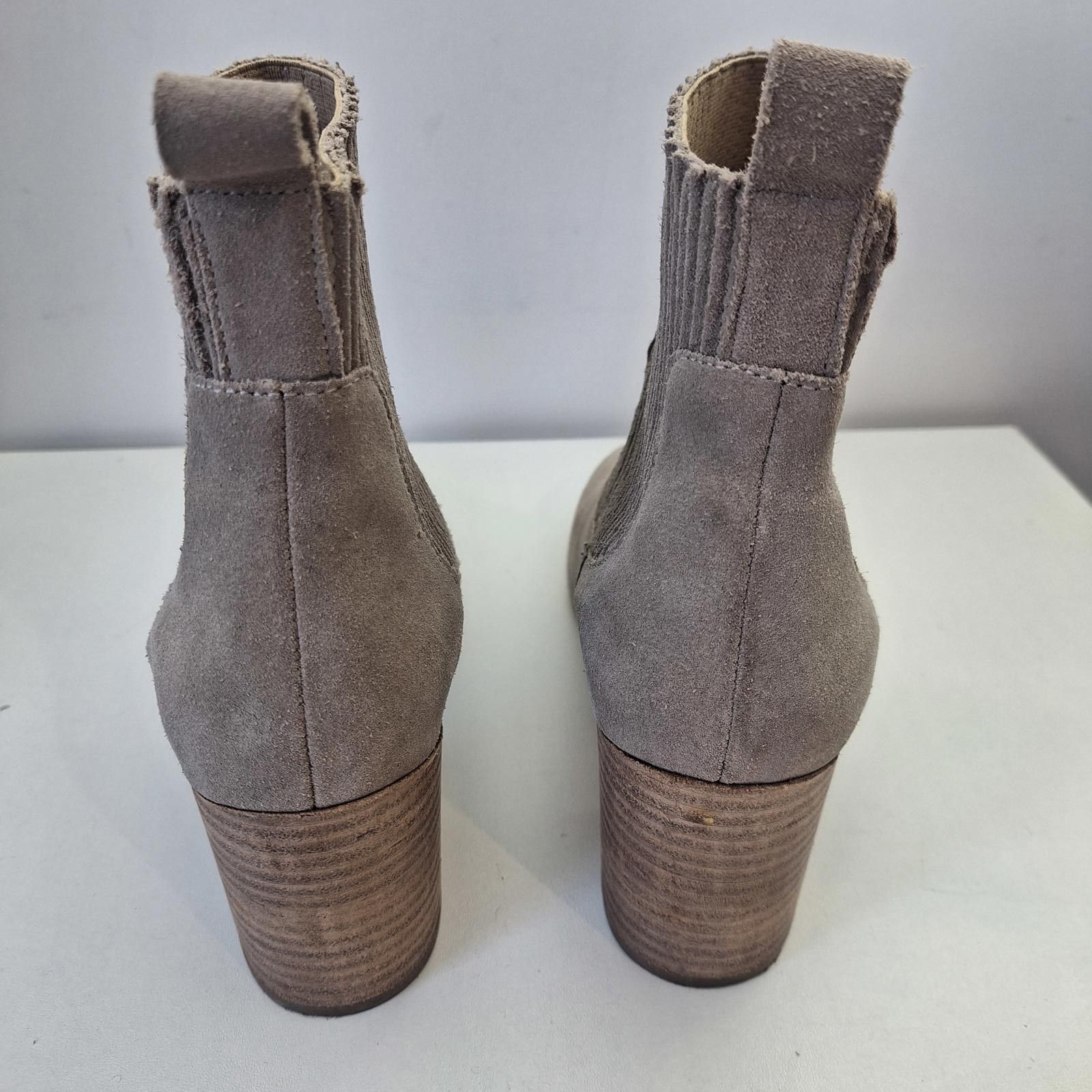 Designer AIRFLEX WOMEN Size 7 Suede Leather Heel winter ankle Boots Size US 8 / IT 38 - 5 Thumbnail