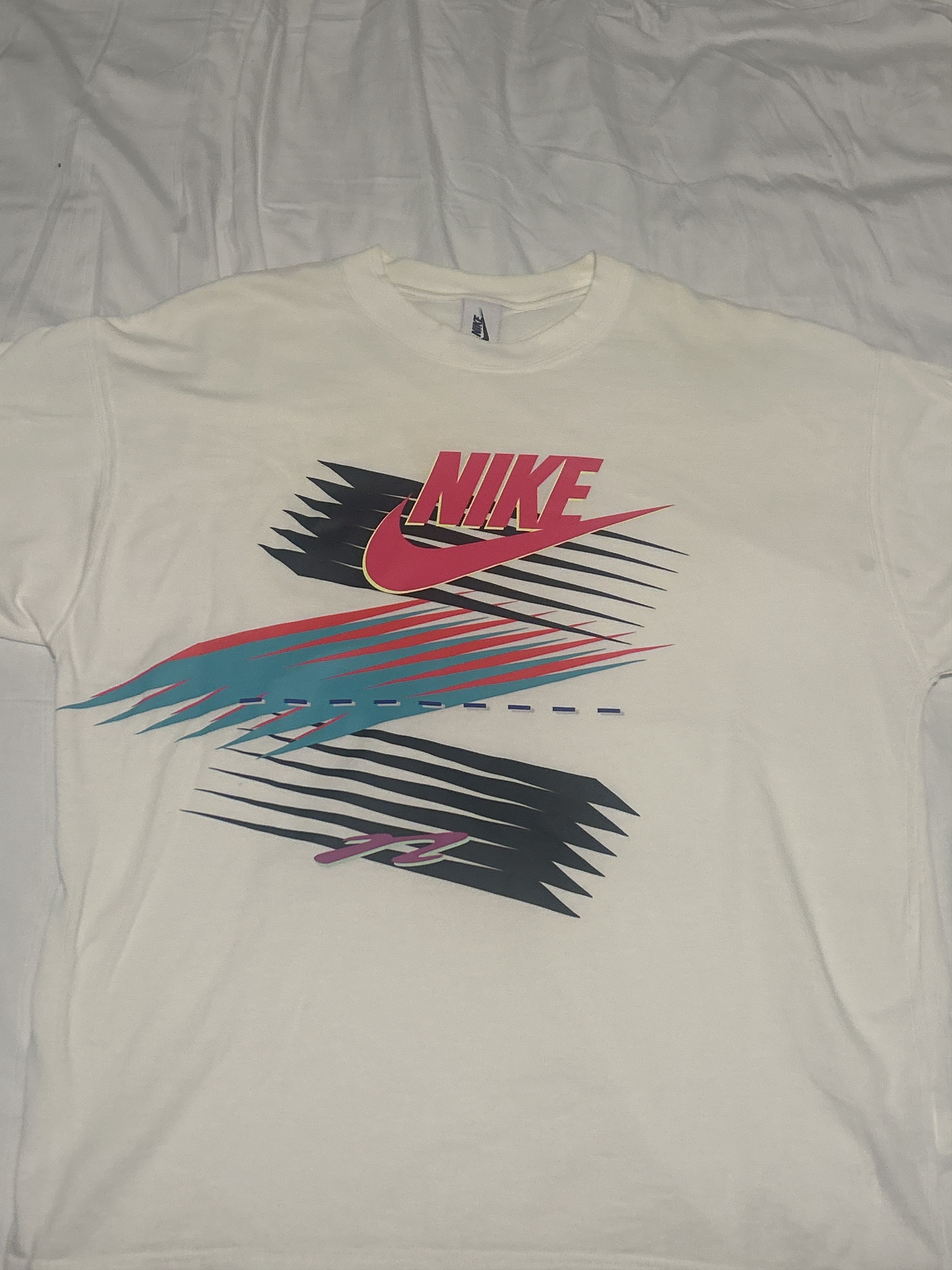 Nike × atmos Atoms Air max 2 Light Tee vintage Size US L / EU 52-54 / 3 - 1 Thumbnail