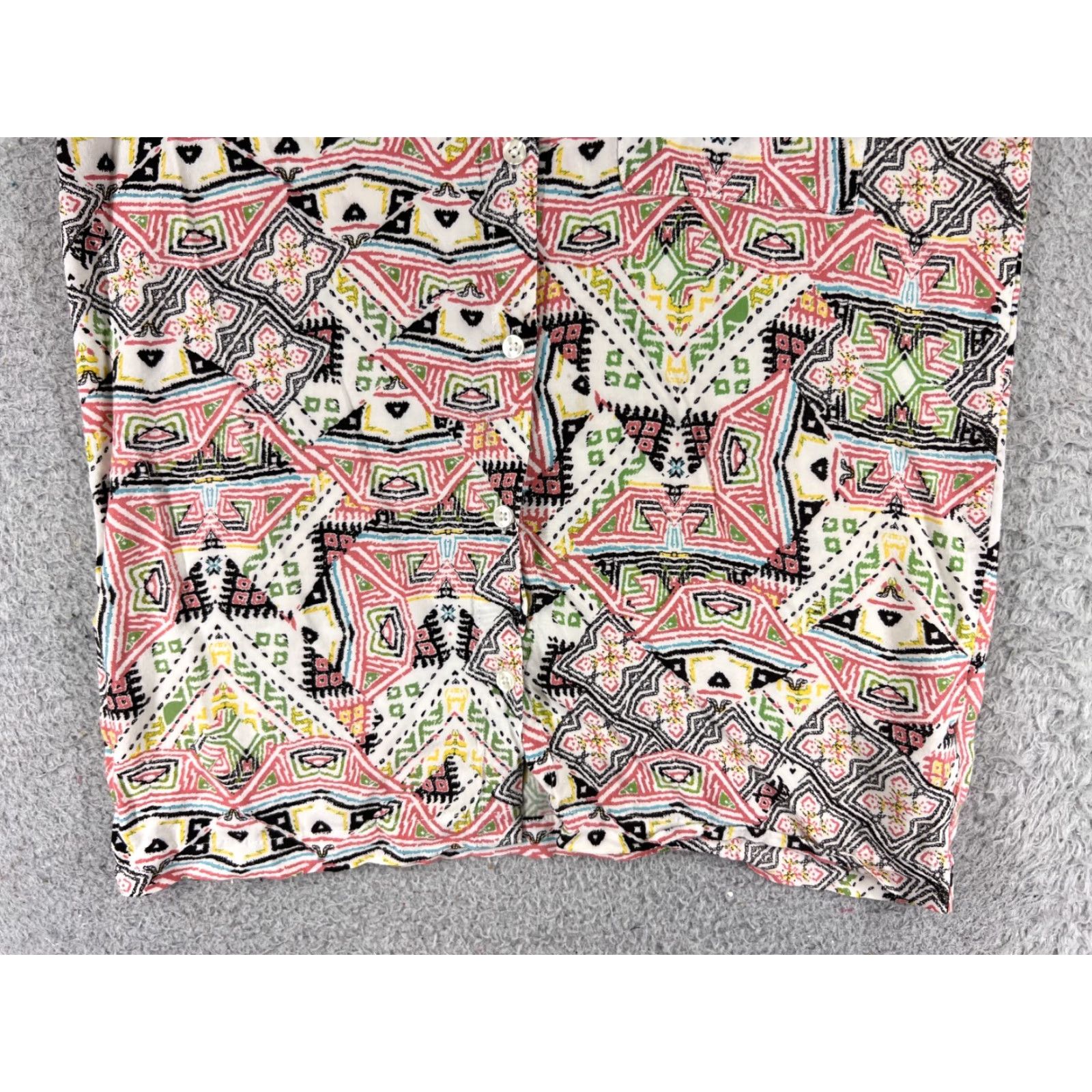Forever 21 FOREVER 21 Shirt Men Adult Medium White Red Southwest Aztec Print Button Up Viscose Floral 90s Mens Size US M / EU 48-50 / 2 - 5 Thumbnail