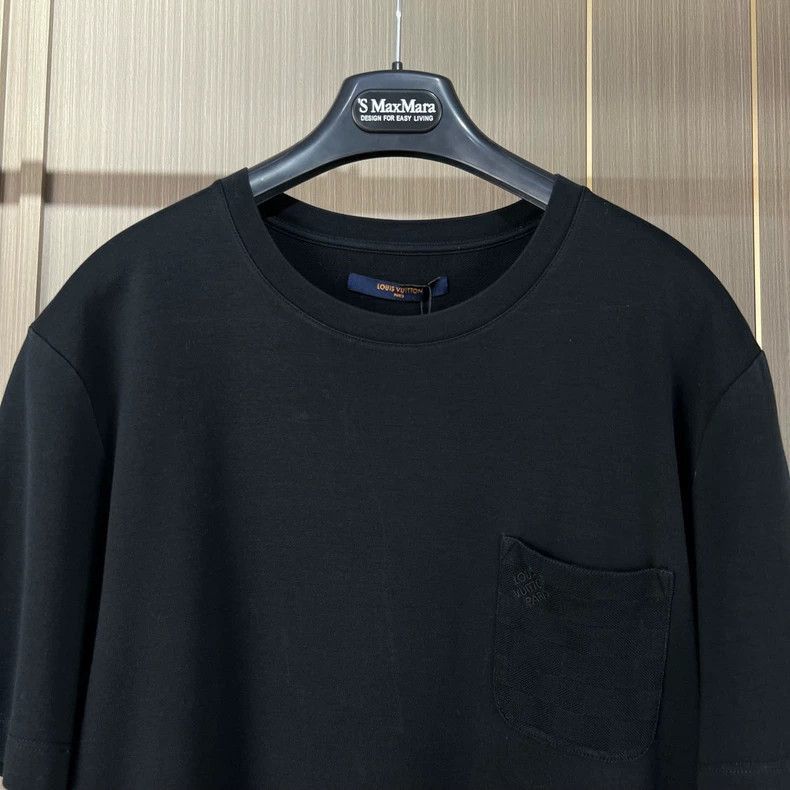 Louis Vuitton Louis Vuitton Black Short Sleeve Tshirt-2506 Size US XL / EU 56 / 4 - 3 Thumbnail