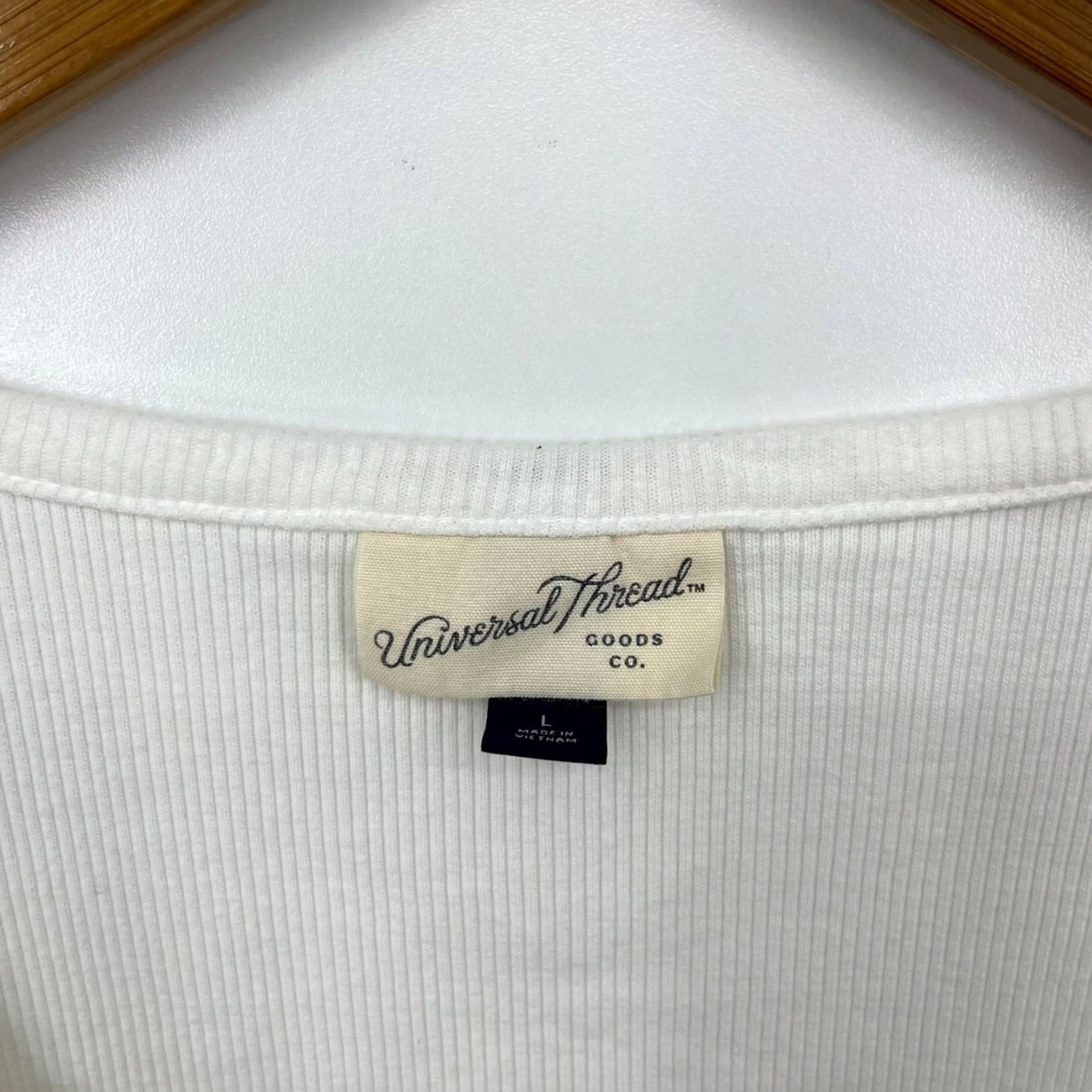 Vintage Universal Thread White V-Neck T-Shirt Long Sleeve Women's L Ribbed Knit Casual Basic Shirt Size L / US 10 / IT 46 - 4 Thumbnail