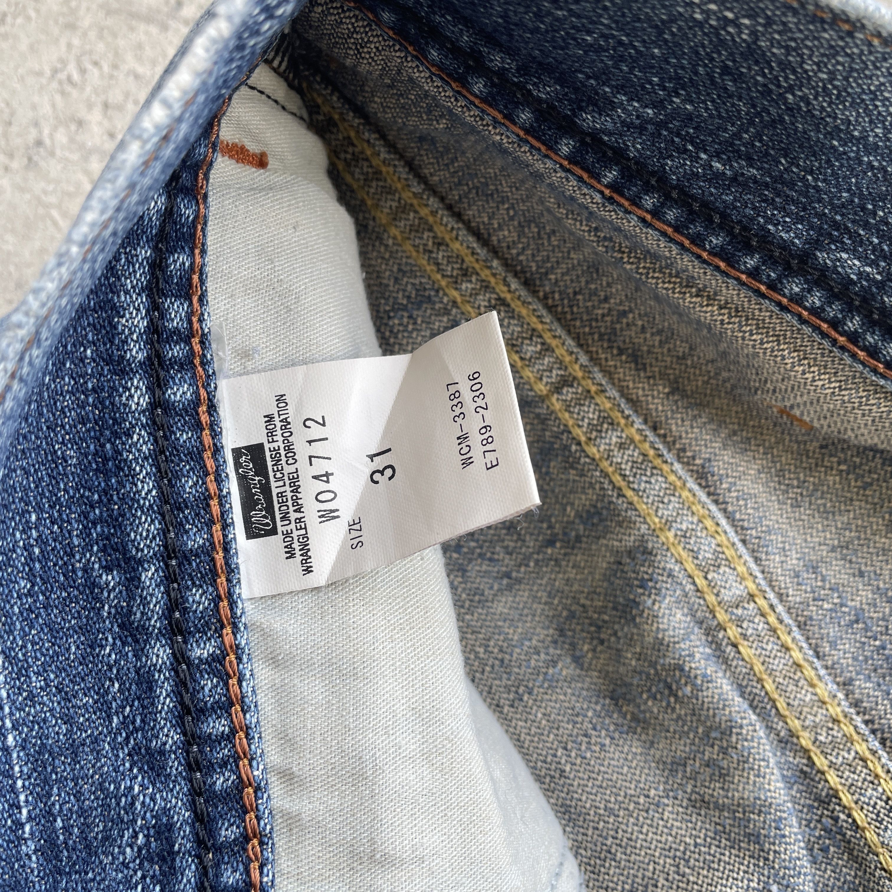 Vintage × Wrangler VINTAGE WRANGLER DISTRESSED FLARE FADED BOOTCUT JEANS PANTS Size US 31 - 7 Thumbnail
