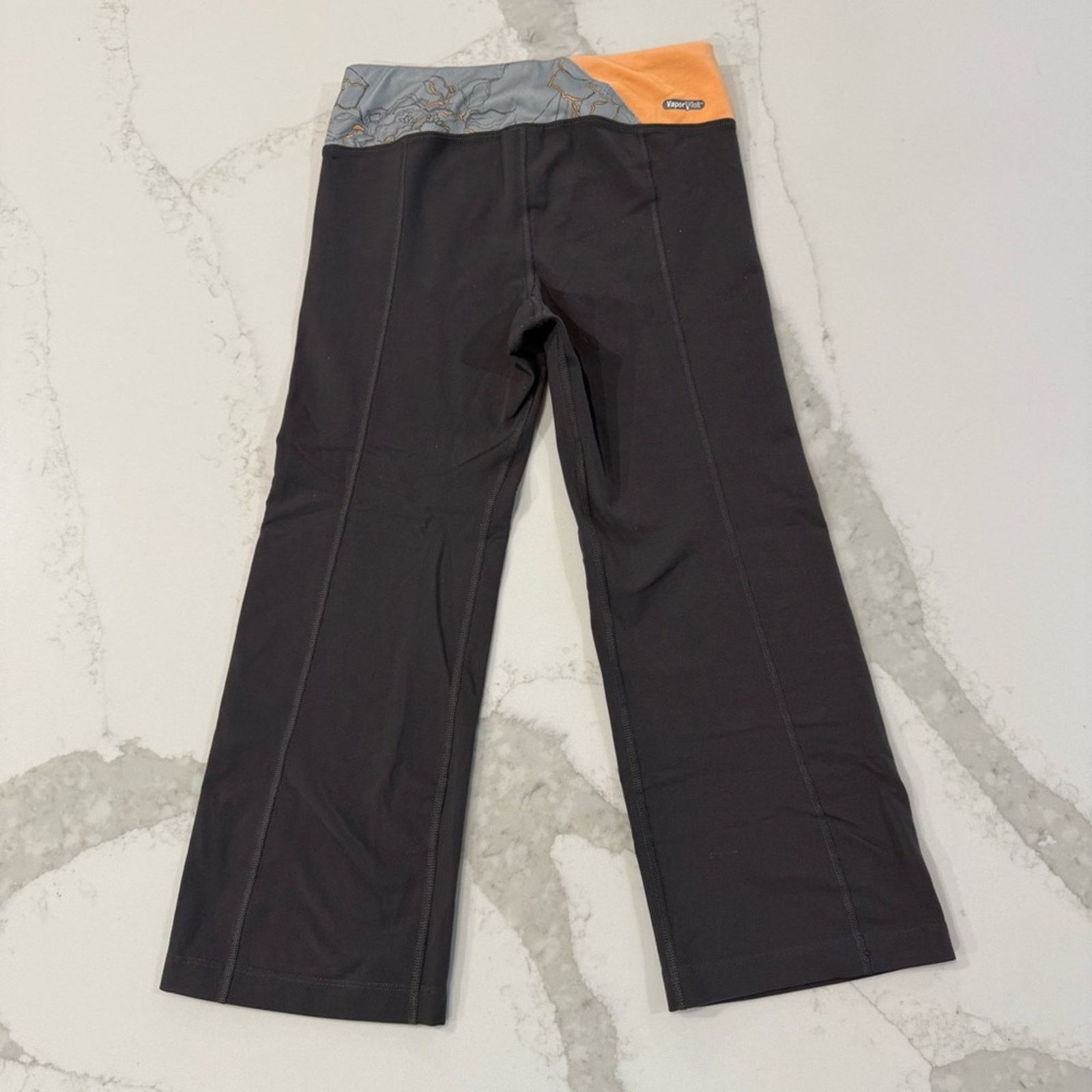 The North Face The North Face Vapor Wick Crop Bootcut Yoga Pants Womens XS Size 26" / US 2 / IT 38 - 7 Thumbnail