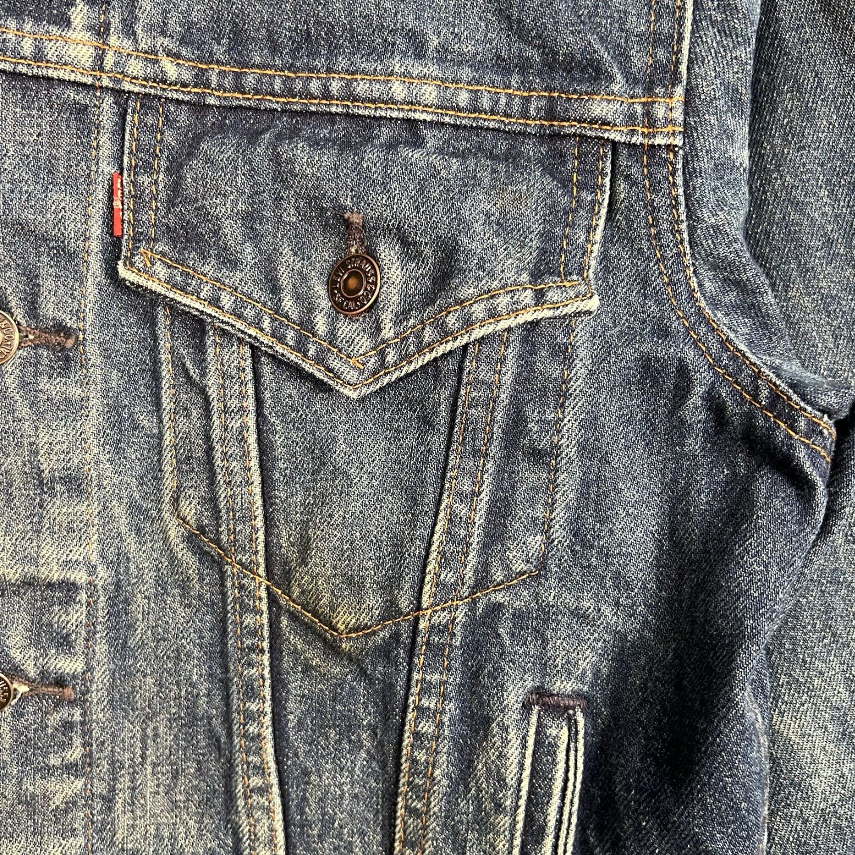 Levi's VINTAGE Levi's Denim Trucker Jacket Mens 38 Blue 80s Levis Strauss Shirt Jacket Mens Size US XXS / EU 40 - 7 Thumbnail