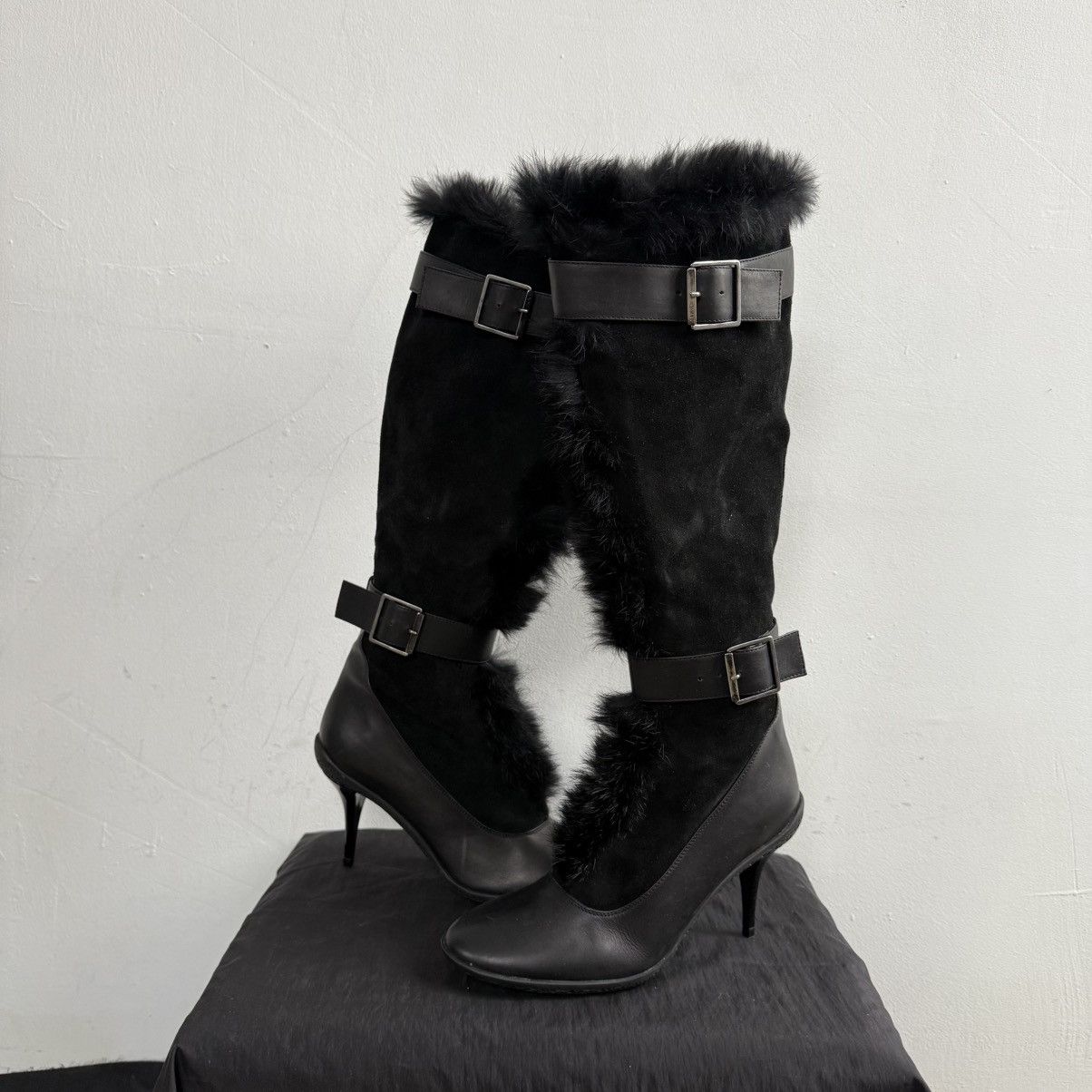 DKNY DKNY Knee High Leather Boots With Heels Rabbit Fur Straps Size US 8 / IT 38 - 3 Thumbnail