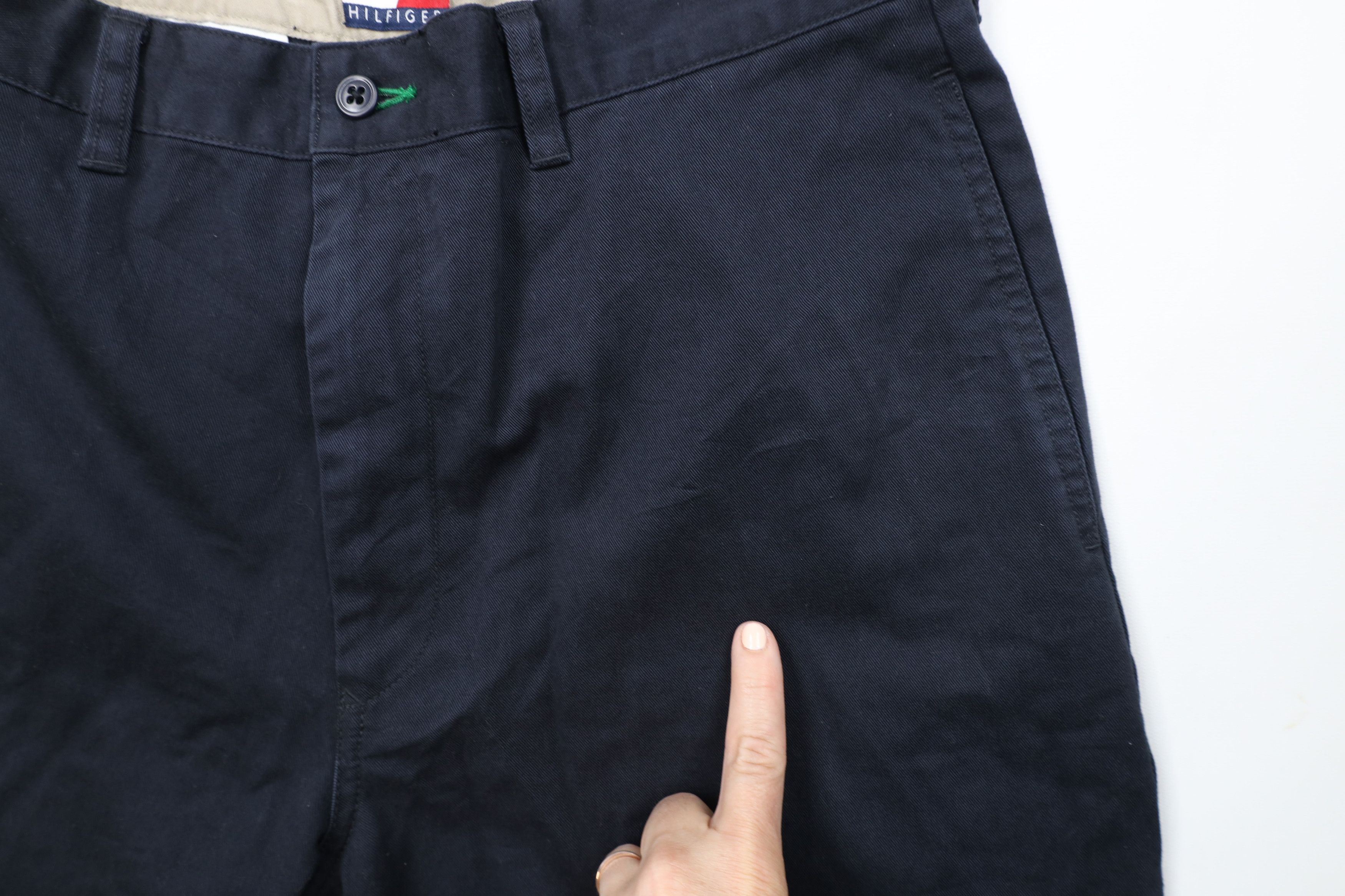 Tommy Hilfiger × Vintage Vintage 90s Tommy Hilfiger Above Knee Chino Shorts Navy Blue Size US 32 / EU 48 - 12 Thumbnail