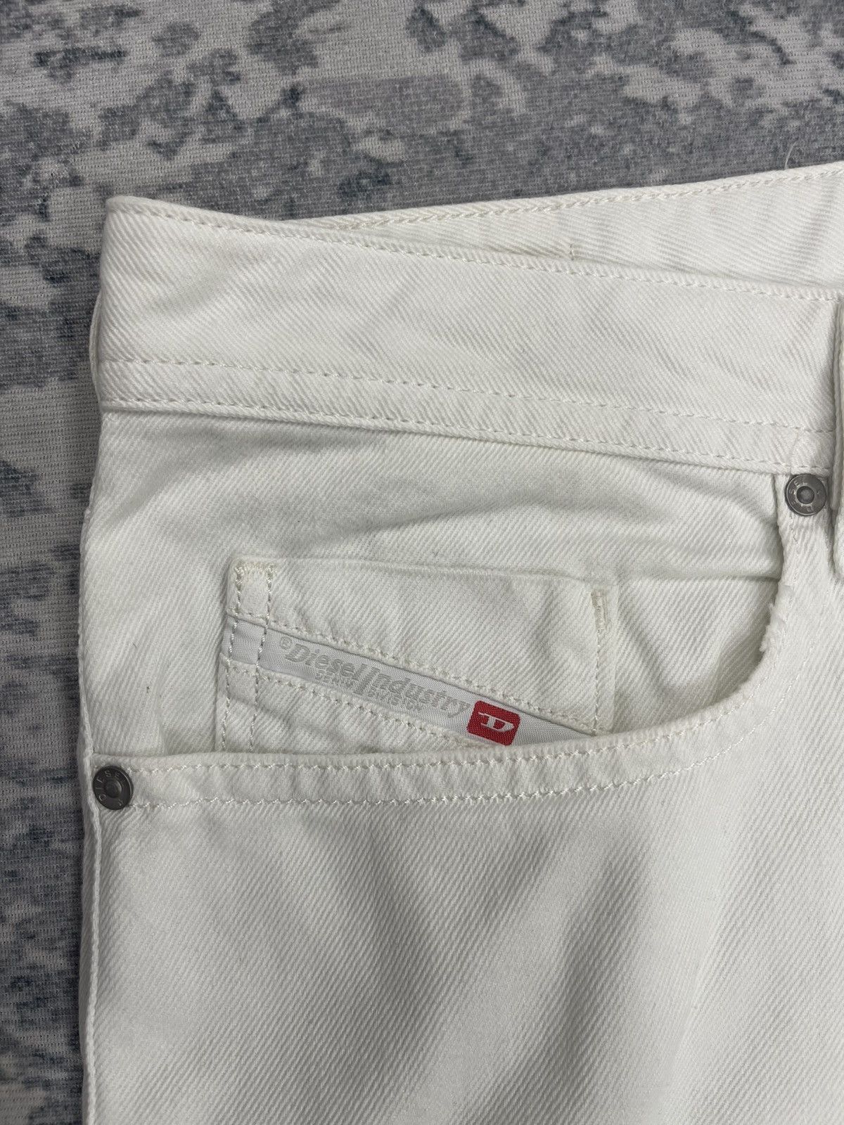 Diesel Diesel Industries Buster Fly Button Distressed Denim s12 Size US 36 / EU 52 - 4 Thumbnail