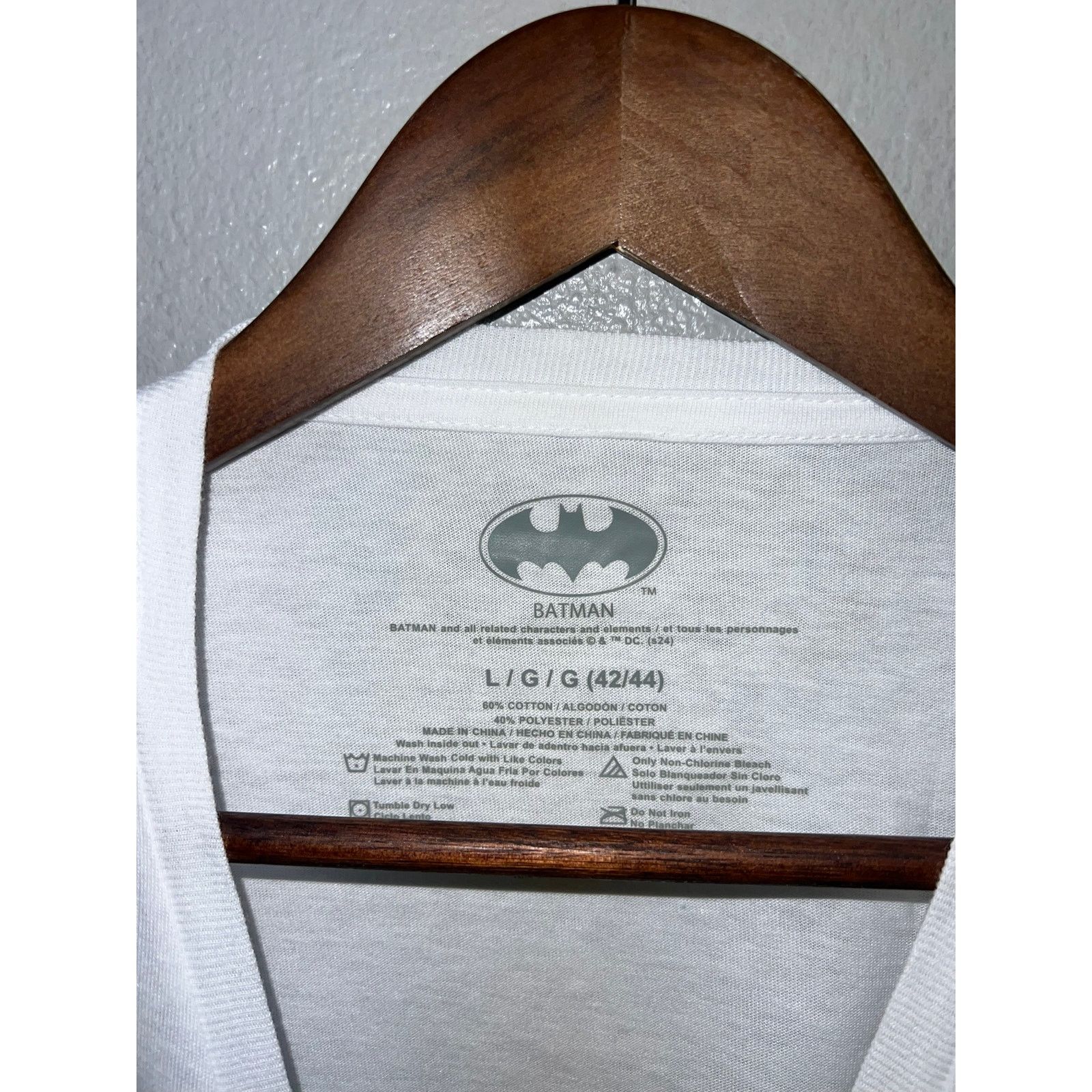 Vintage Batman The Joker Shirt White Graphic Movie Tee NWT XL Size US L / EU 52-54 / 3 - 6 Thumbnail
