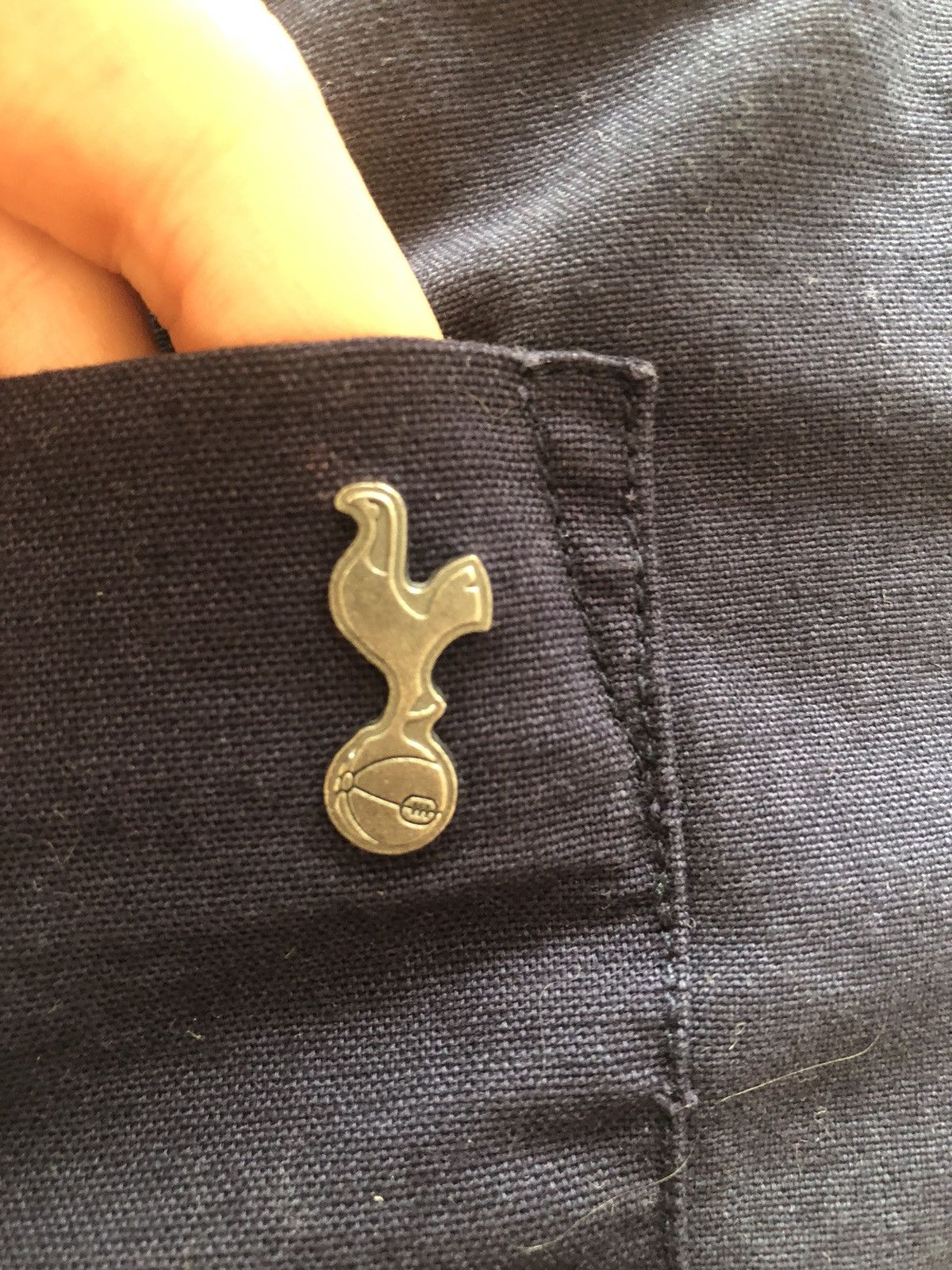 Vintage RARE TOTTENHAM HOTSPURS OFFICIAL VINTAGE BUTTON UP SHIRT Size US S / EU 44-46 / 1 - 2 Thumbnail
