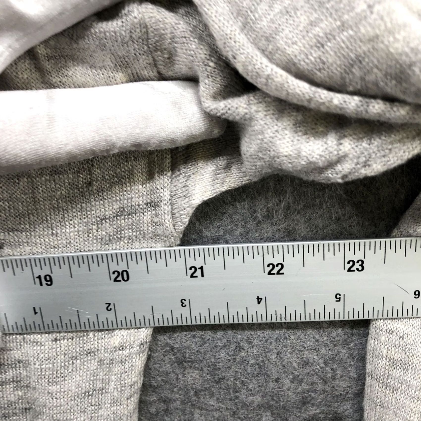 Uniqlo Uniqlo Cardigan Womens L Gray Longline Long Open Front Knit Size L / US 10 / IT 46 - 8 Thumbnail