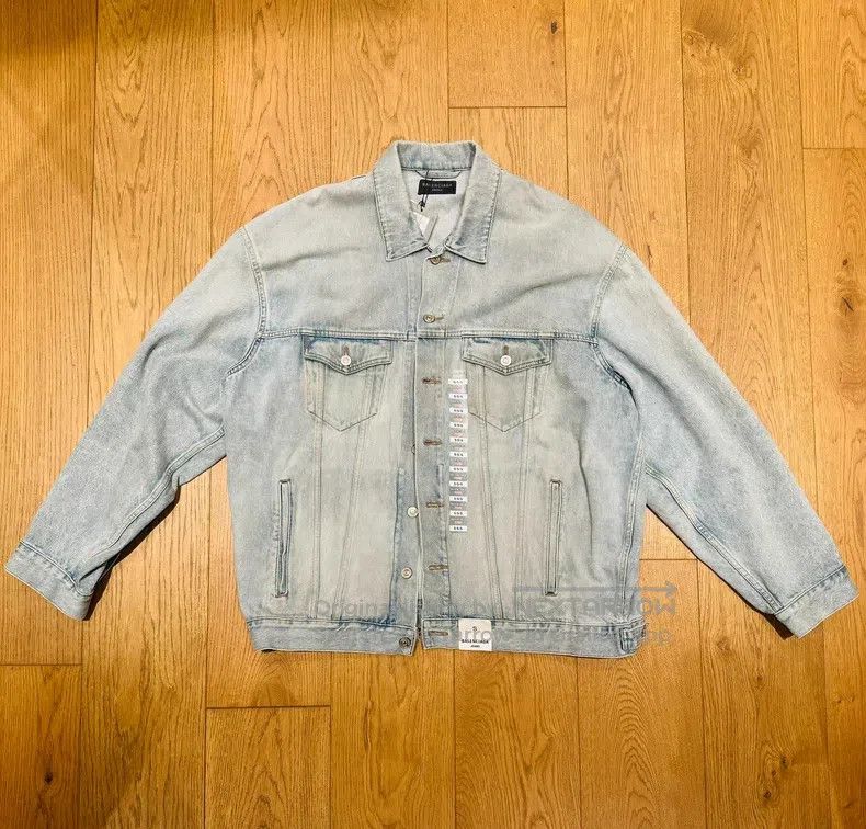Balenciaga Balenciaga Light Blue Size Sticker Denim Jacket Size US M / EU 48-50 / 2 - 1 Thumbnail