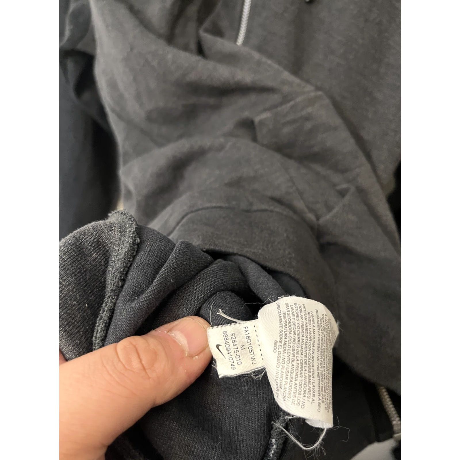 Nike Nike Optic Knit Hoodie Sweatshirt Mens M Black Gray Full Zip 928475-010 Nike Shirt Hoodie Men M Gray Black Zip Front Sweatshirt Size US M / EU 48-50 / 2 - 4 Thumbnail