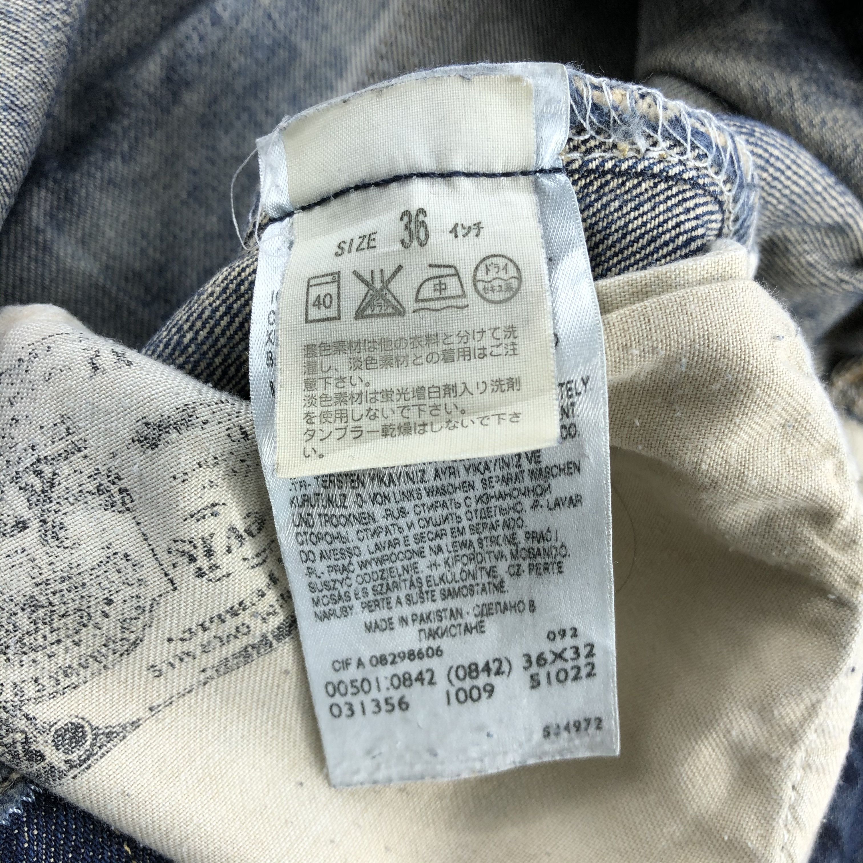 Levi's Vintage Blue Wash Levis 501 Jeans-JM2270 Size US 37 - 12 Thumbnail