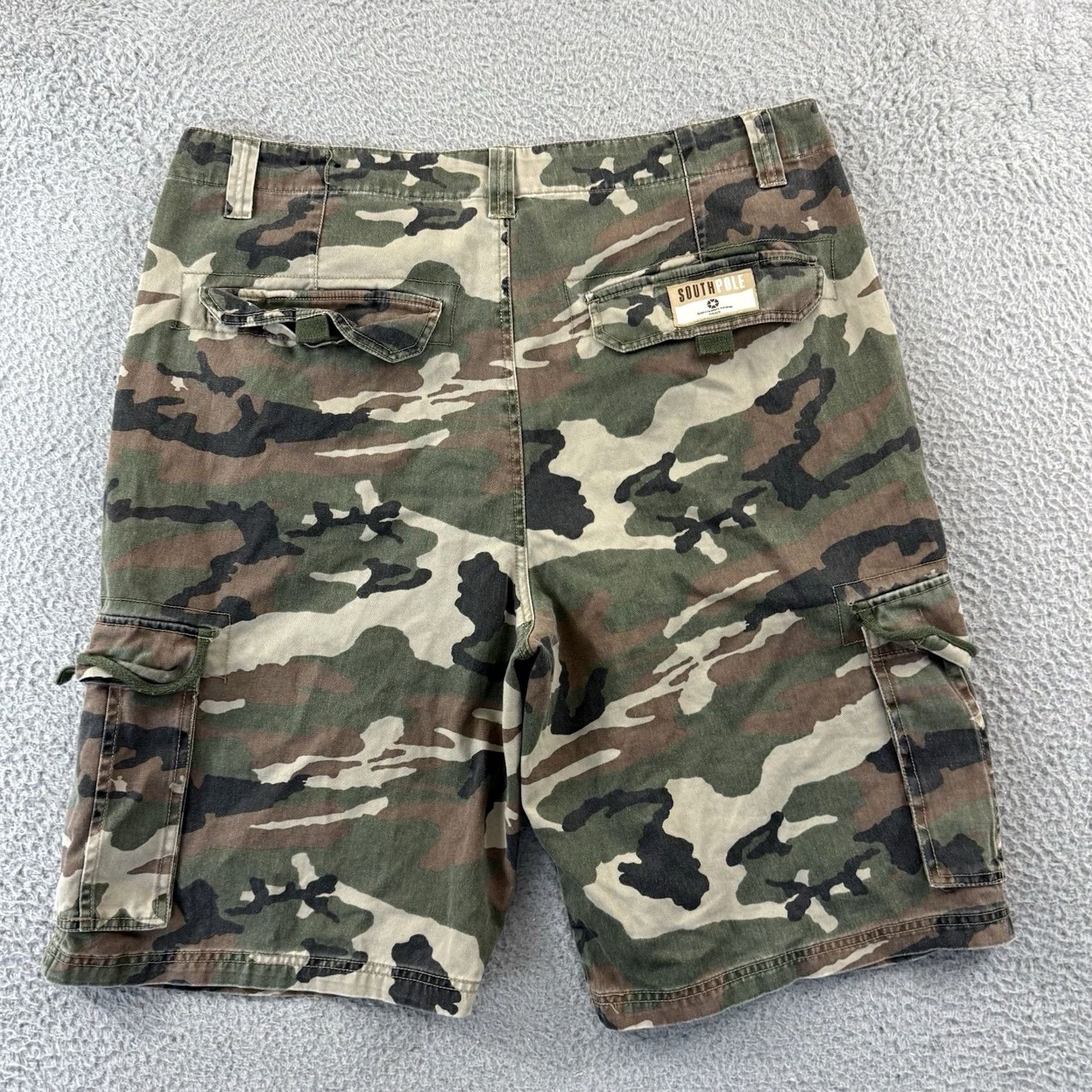Southpole Vintage SouthPole Cargo Shorts Mens 38 Camo Baggy Fit Loose Y2K Hip Hop 11” Size US 38 / EU 54 - 6 Thumbnail