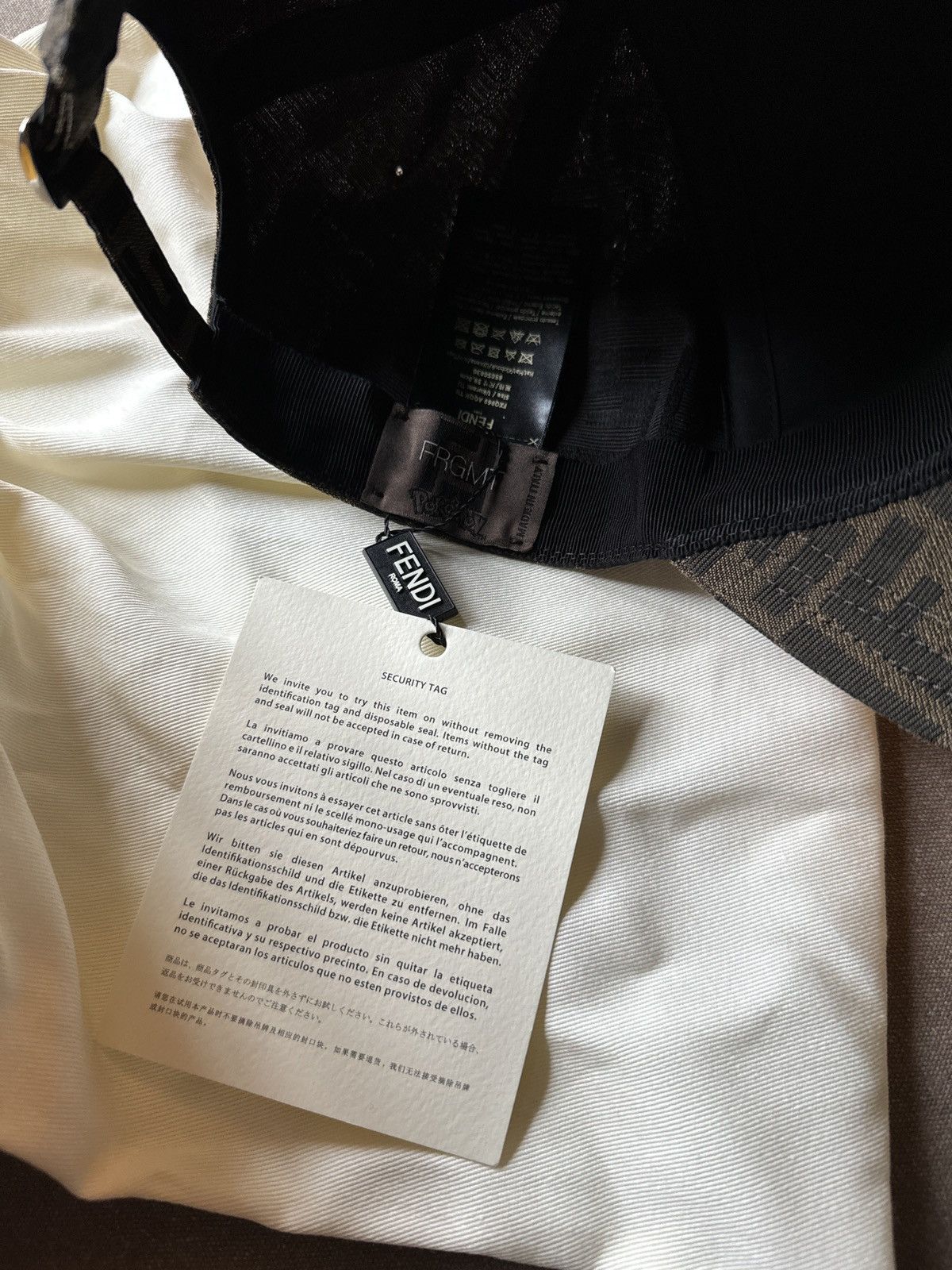 Fendi × Fragment Design × Pokemon FENDI x FRGMT x POKÉMON Collaboration Dragonite Ball Cap Size ONE SIZE - 10 Thumbnail