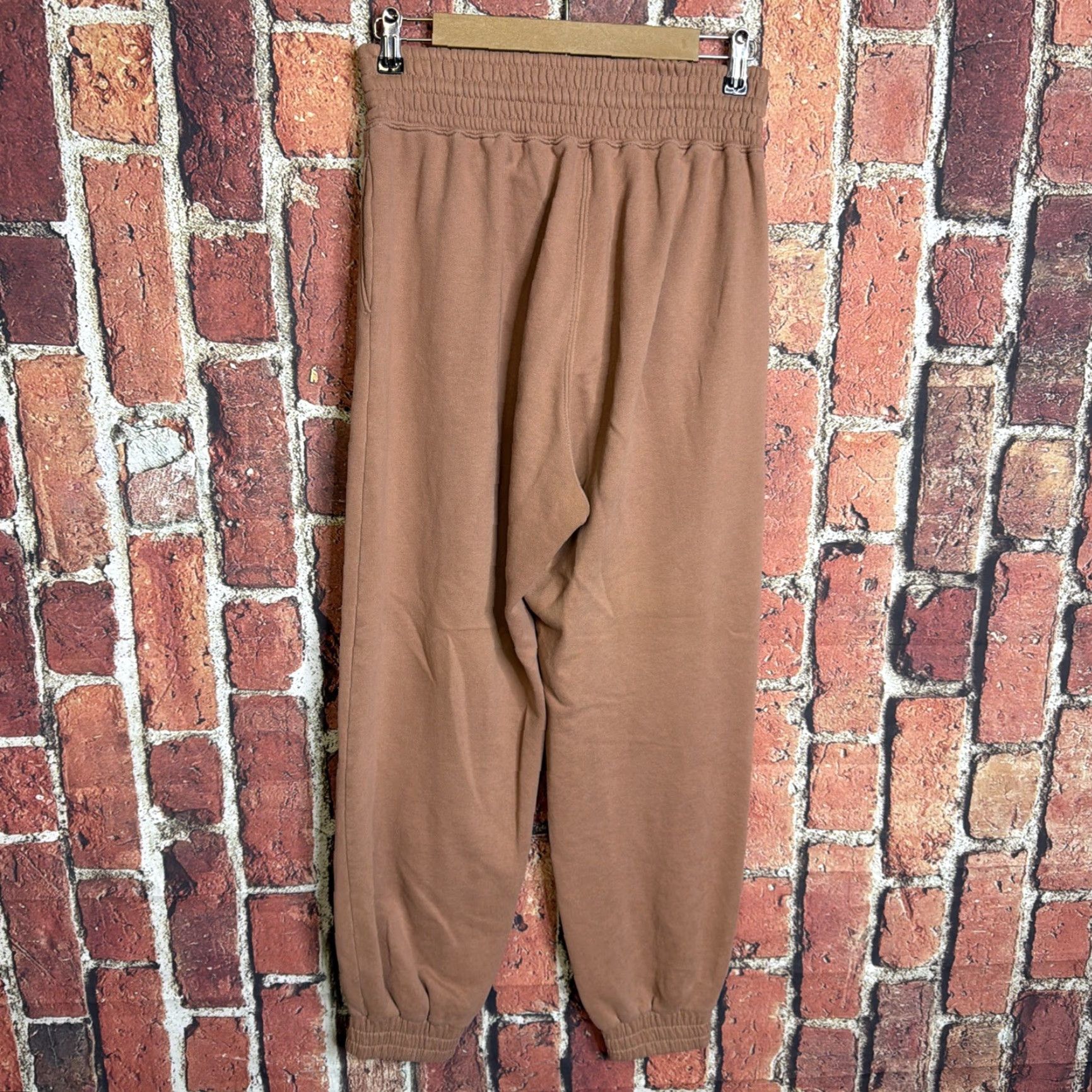 Abercrombie & Fitch Abercrombie & Fitch Sweatpants Brown Beige Lounge Pants Size Medium Women Tapered Knit Elastic Waist Casual Activewear Flecked Pattern Size 32" / US 10 / IT 46 - 3 Thumbnail