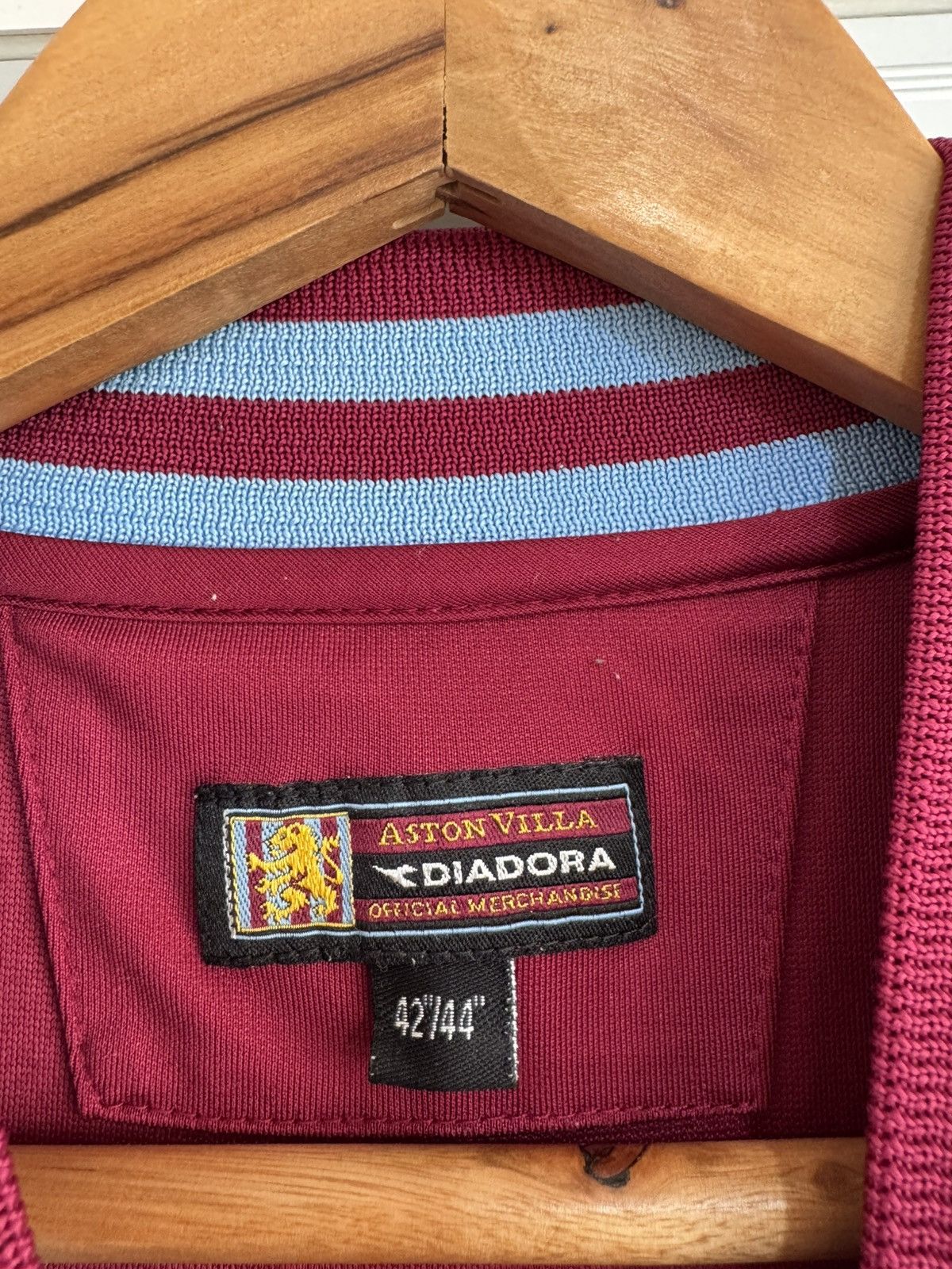 Diadora Vintage Aston Villa 2002-2003 Home Soccer Jersey Shirt Kit Size US L / EU 52-54 / 3 - 8 Thumbnail