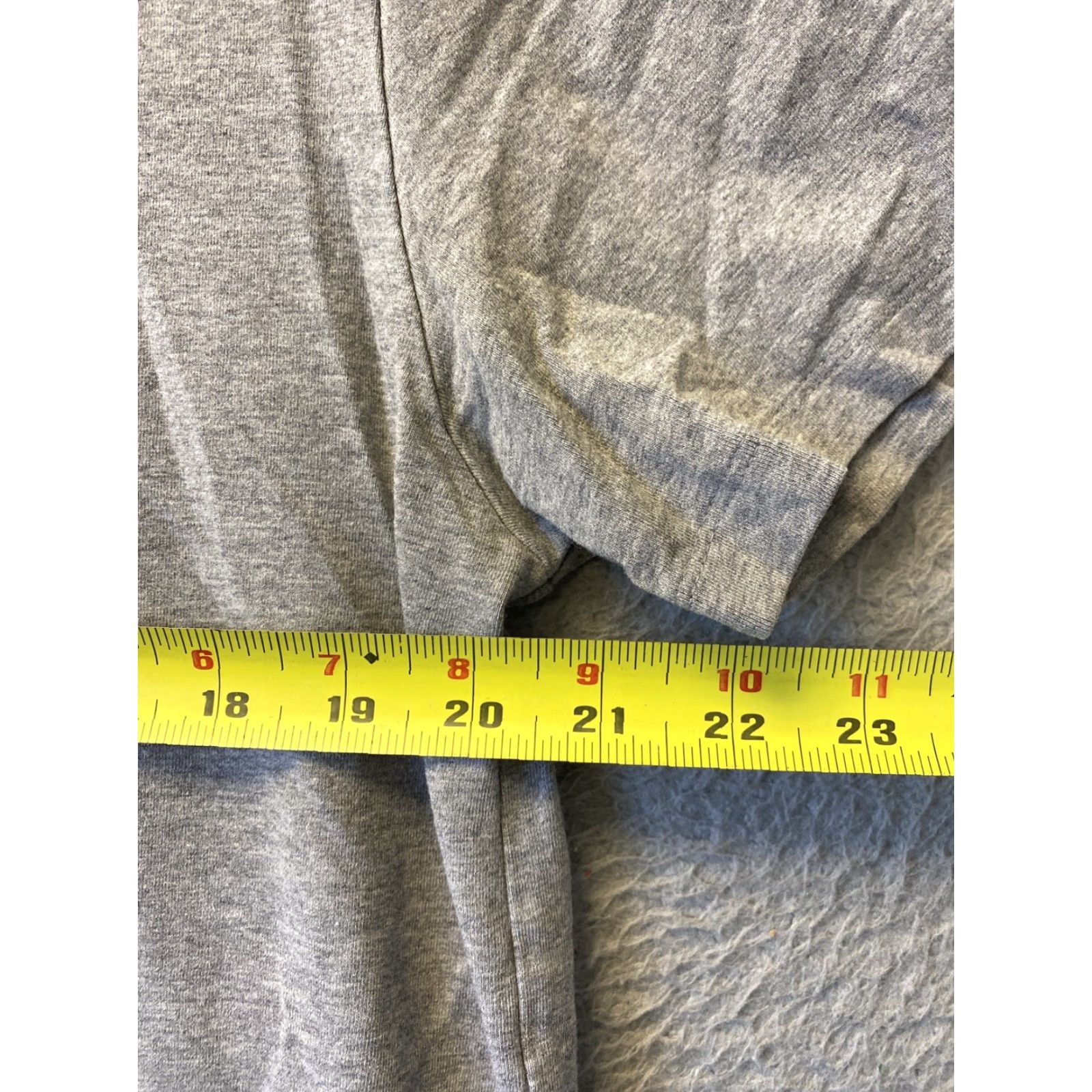 Gap VINTAGE Gap Men's T-Shirt XL Gray Short Sleeve Crew Neck Cotton Blend Basic Tee 54-55 Size US XL / EU 56 / 4 - 6 Thumbnail