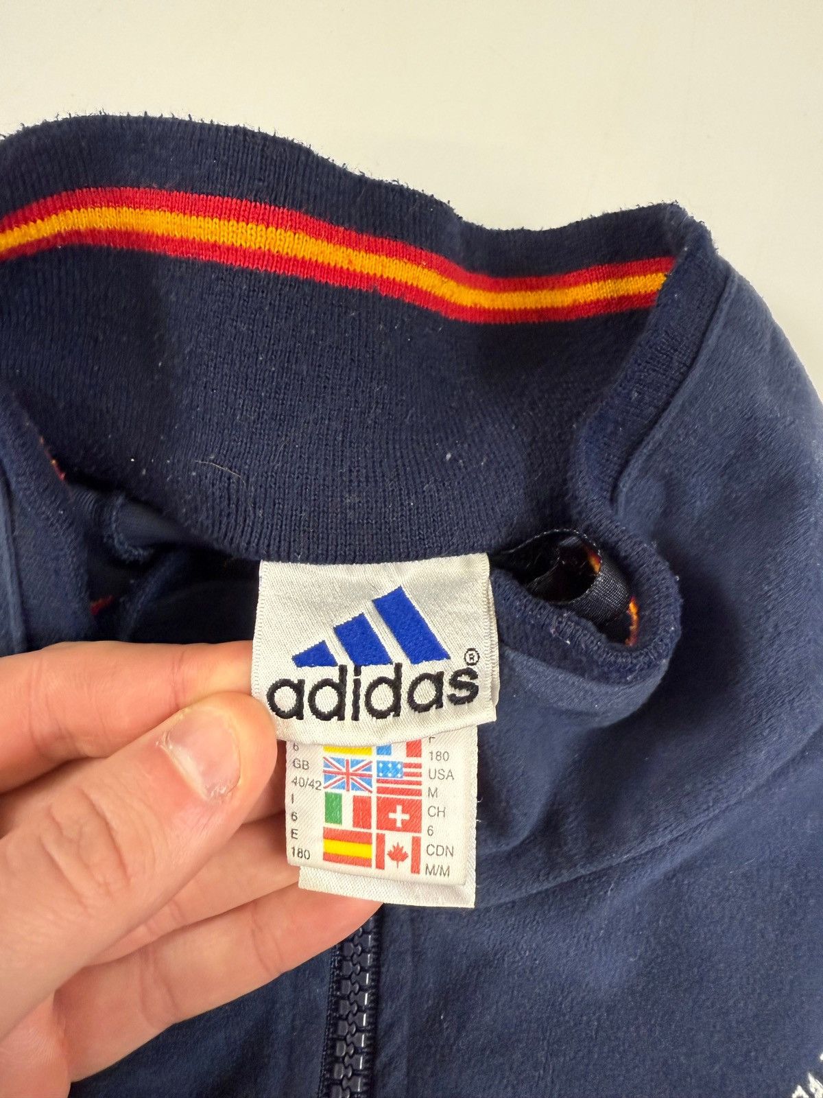 Adidas Vintage Spain 1998/99 adidas velour football track top Size US M / EU 48-50 / 2 - 5 Thumbnail