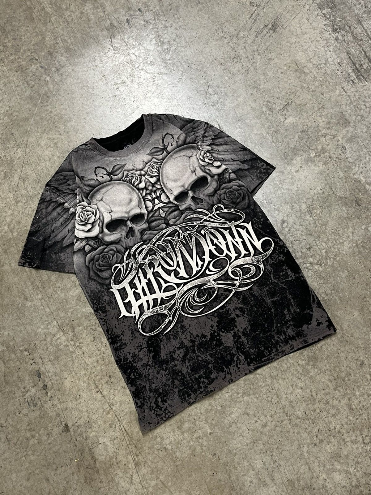 Affliction × Tapout × Vintage Y2k affliction style grunge tee shirt AOP opium emo goth Size US XL / EU 56 / 4 - 1 Thumbnail