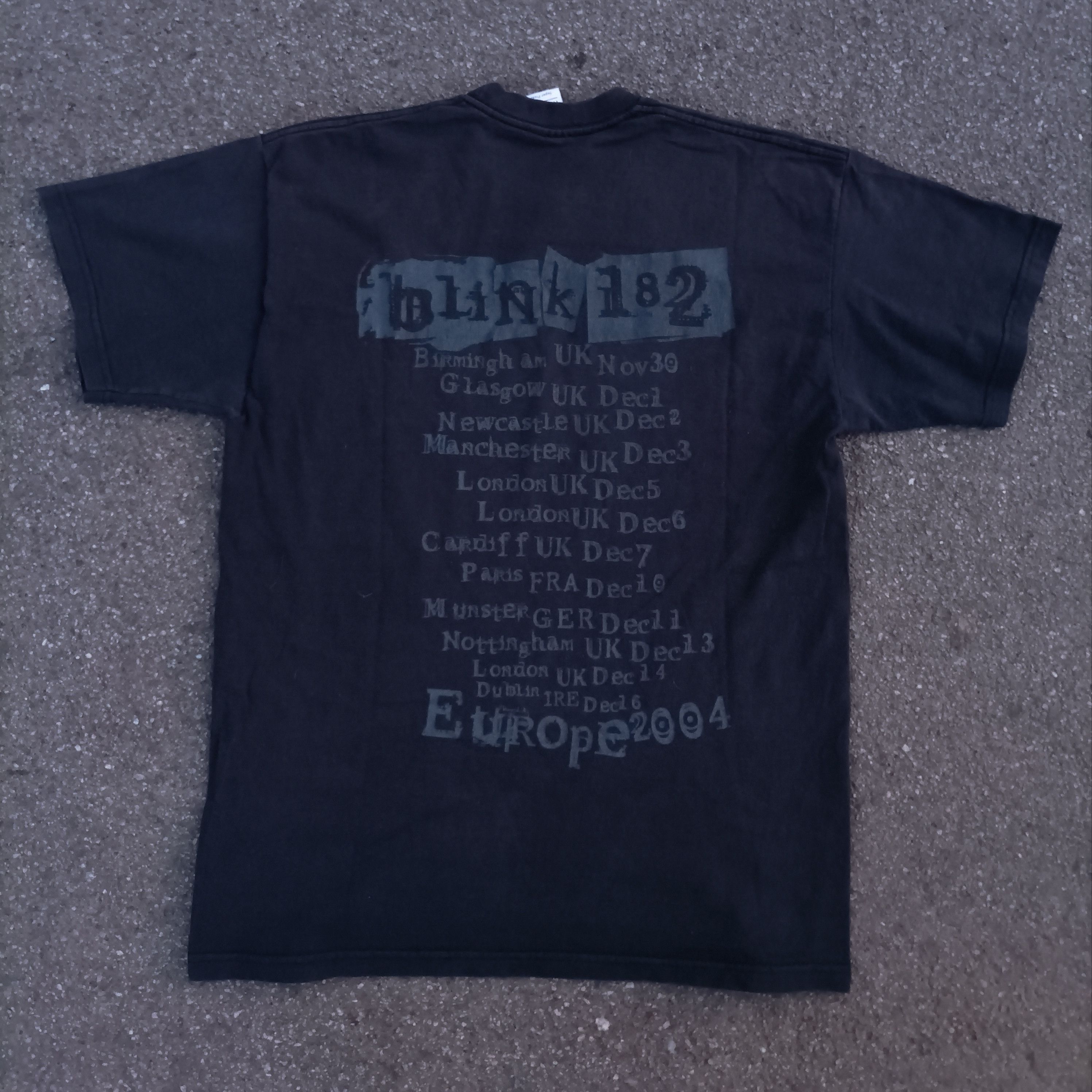 Band Tees × Vintage Blink 182 Europe Tour 2004 Vintage Shirt Size US M / EU 48-50 / 2 - 5 Thumbnail
